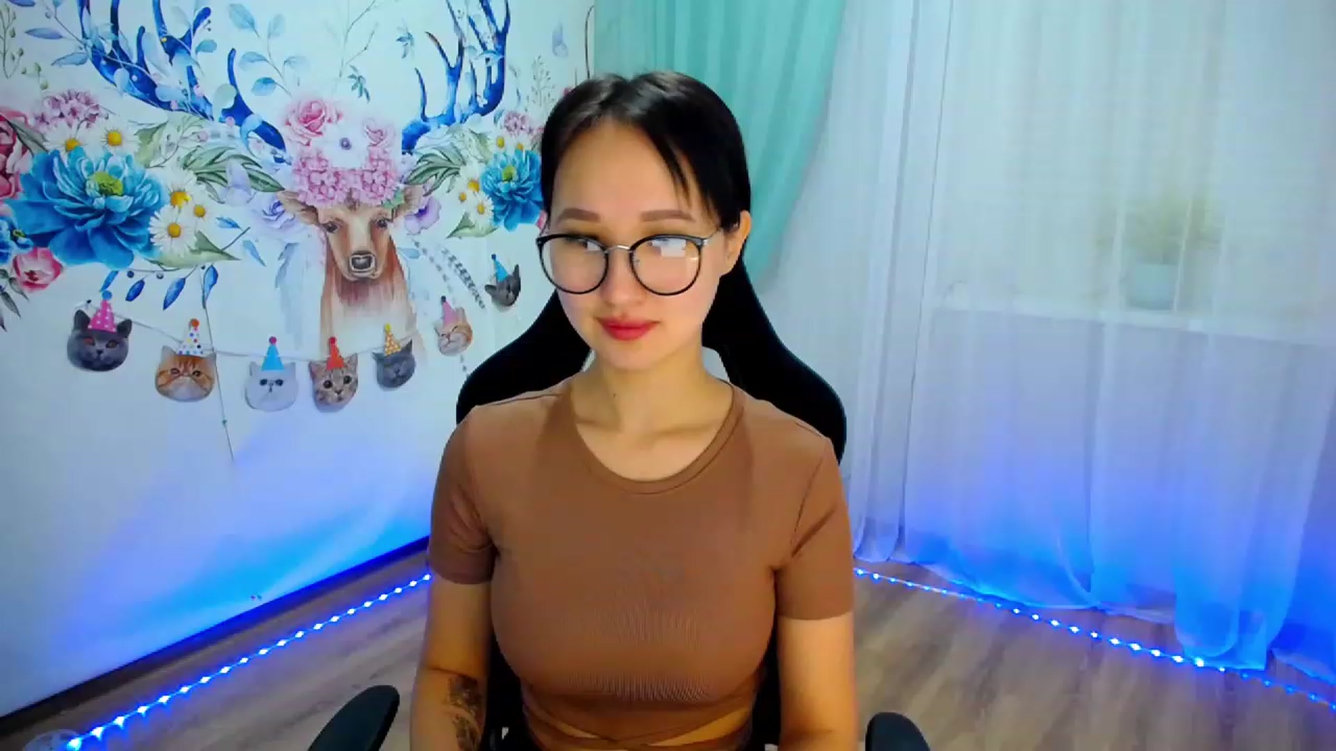 Gallery image thumbnail from JoKing_7's myfreecams stream on, 04/02/2023, 01:29 image 13 of 20