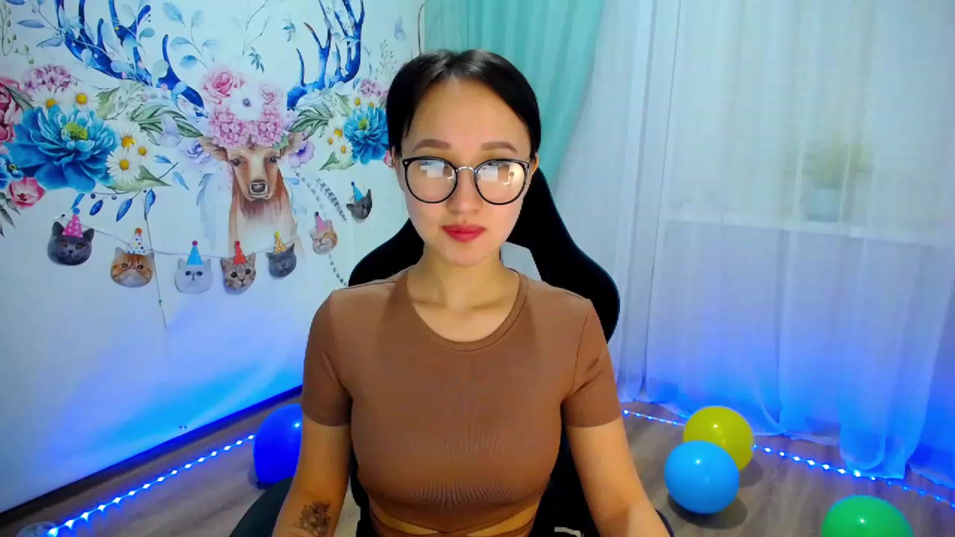 Gallery image thumbnail from JoKing_7's myfreecams stream on, 04/02/2023, 01:29 image 5 of 20