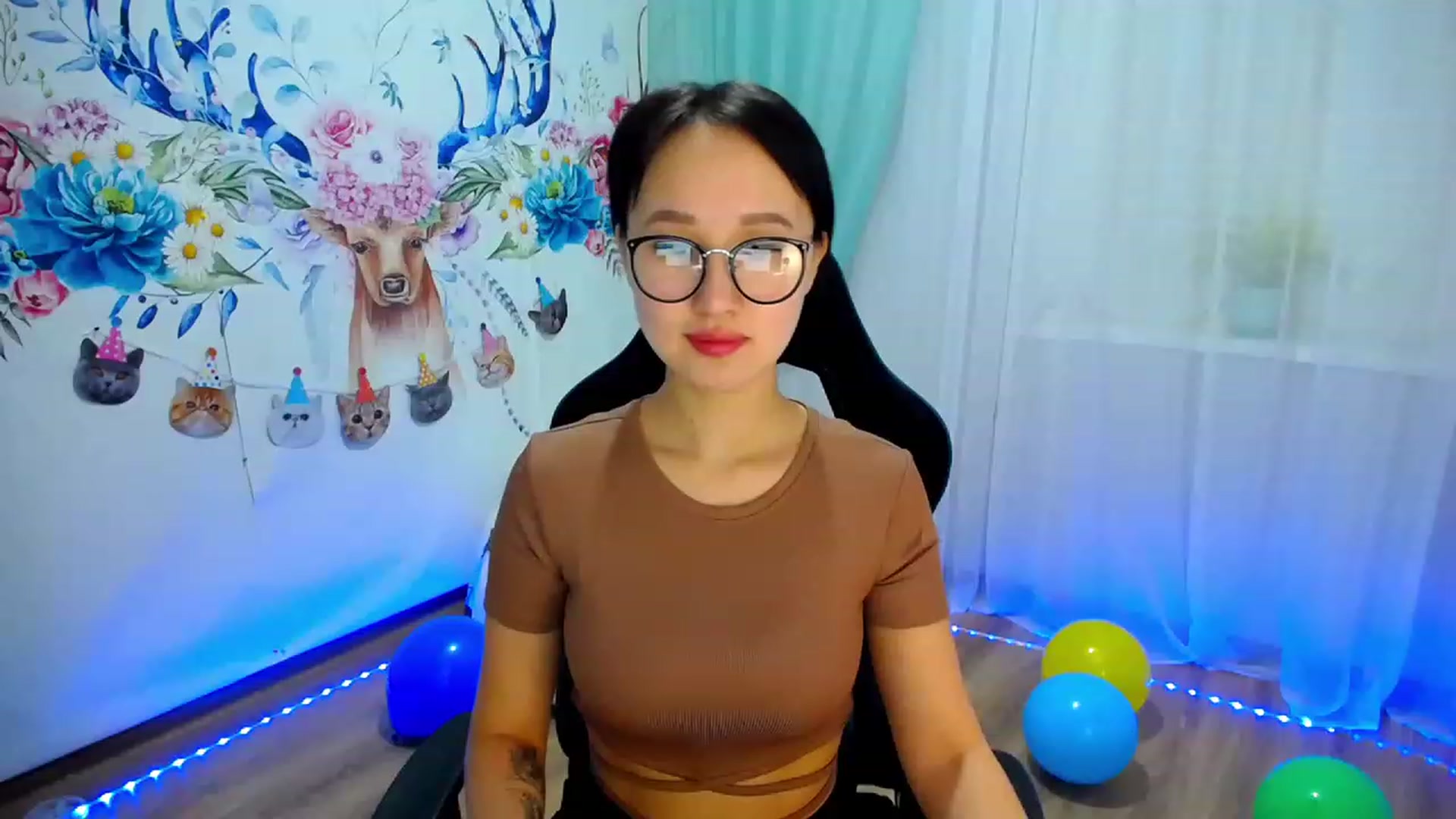 Gallery image thumbnail from JoKing_7's myfreecams stream on, 04/02/2023, 01:29 image 2 of 20