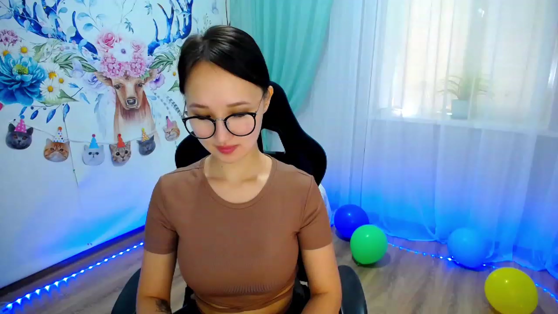 Gallery image thumbnail from JoKing_7's myfreecams stream on, 04/10/2023, 13:19 image 13 of 20