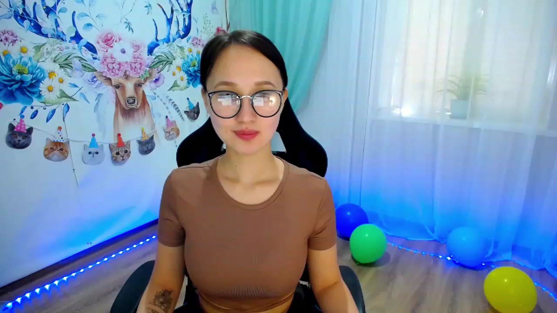 Gallery image thumbnail from JoKing_7's myfreecams stream on, 04/10/2023, 13:19 image 19 of 20