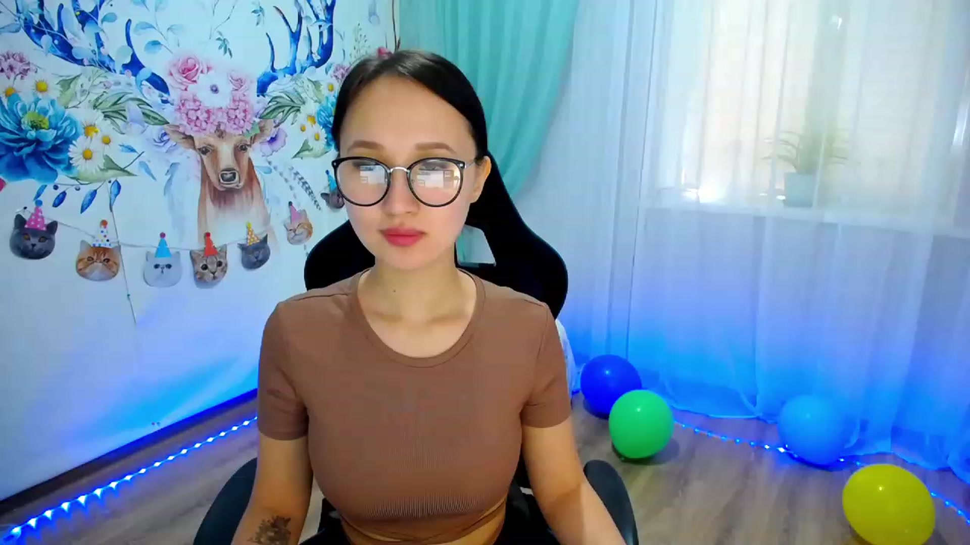 Gallery image thumbnail from JoKing_7's myfreecams stream on, 04/10/2023, 13:19 image 15 of 20