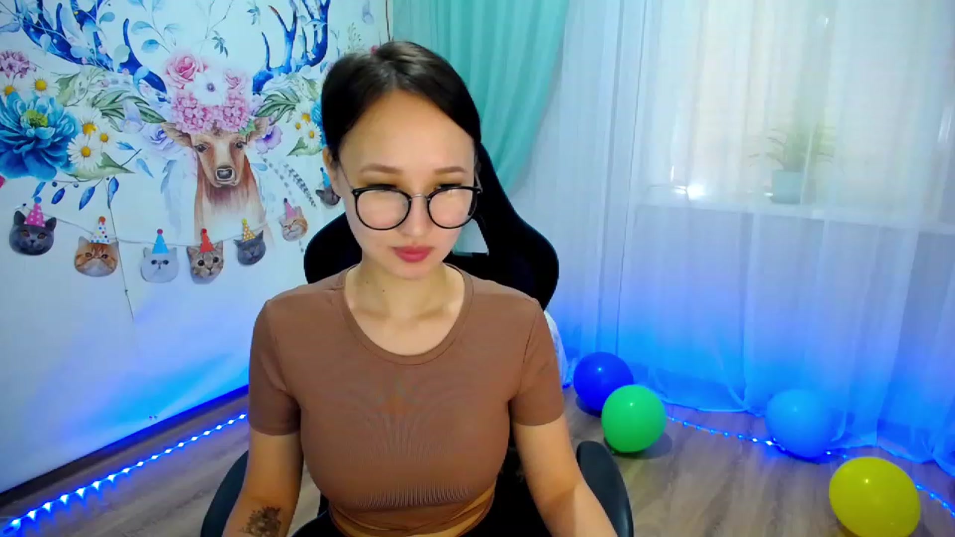 Gallery image thumbnail from JoKing_7's myfreecams stream on, 04/10/2023, 13:46 image 6 of 20
