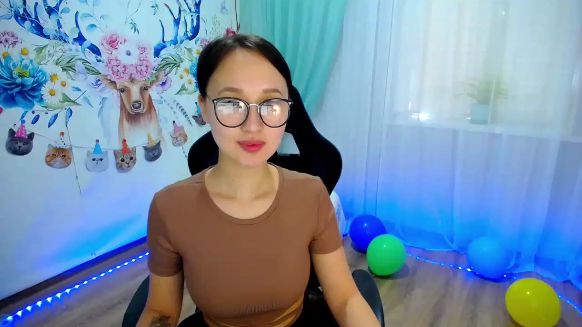 Gallery image thumbnail from JoKing_7's myfreecams stream on, 04/10/2023, 13:46 image 14 of 20