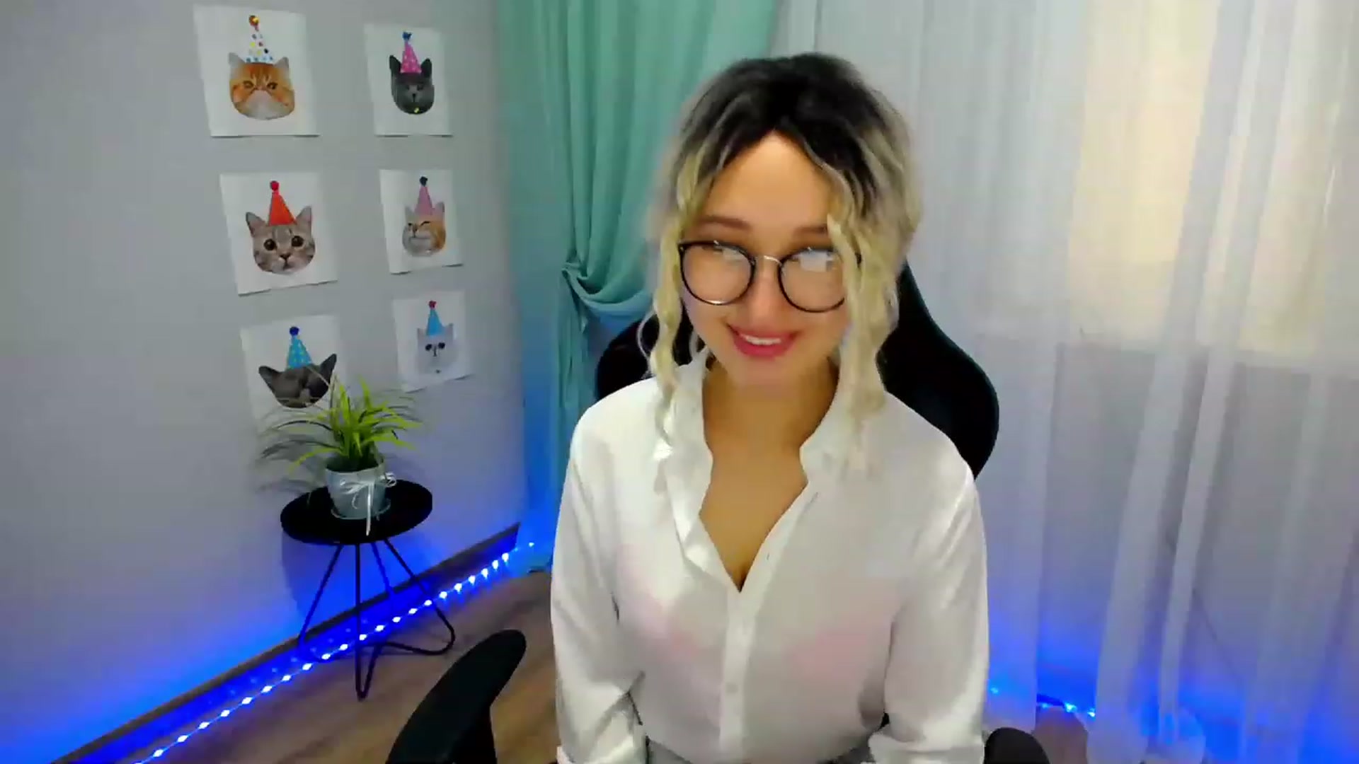 Gallery image thumbnail from JoKing_7's myfreecams stream on, 06/03/2023, 03:36 image 20 of 20