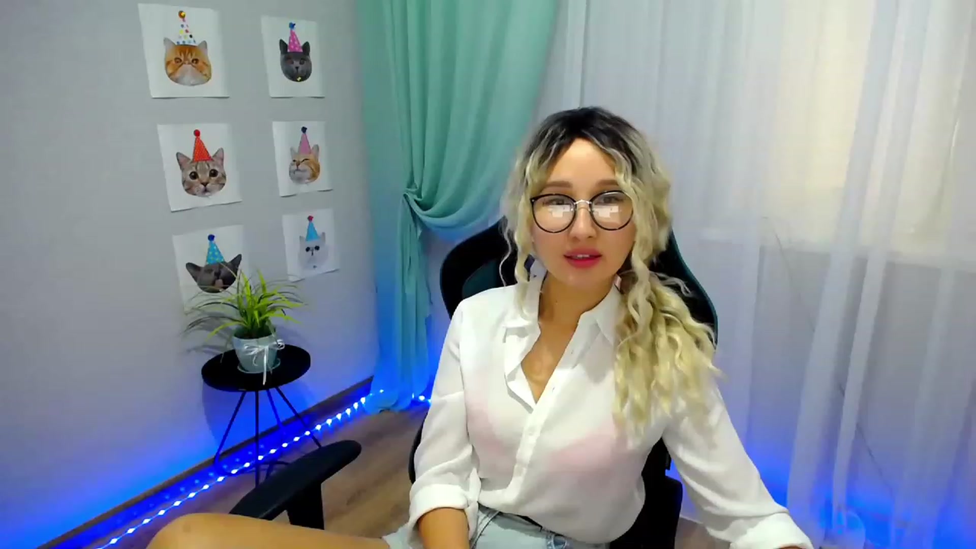 Gallery image thumbnail from JoKing_7's myfreecams stream on, 06/03/2023, 03:36 image 9 of 20