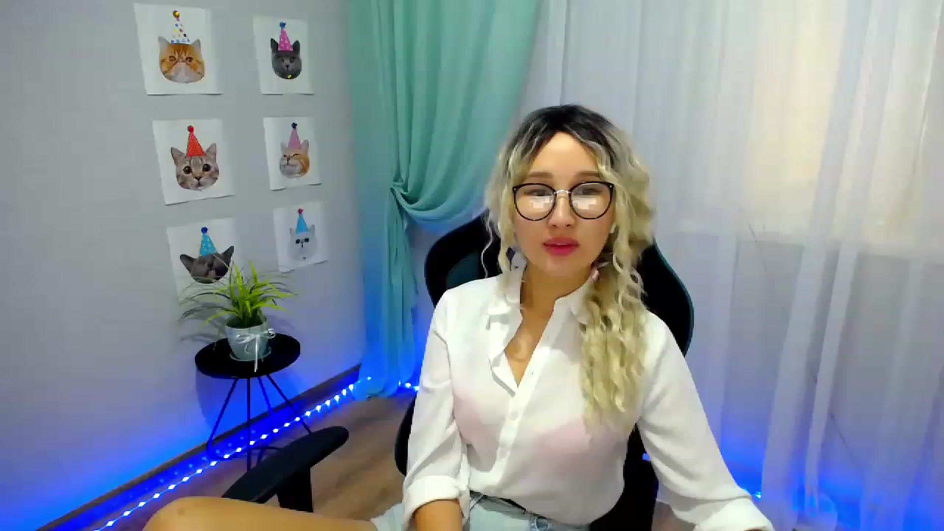 Gallery image thumbnail from JoKing_7's myfreecams stream on, 06/03/2023, 03:36 image 11 of 20
