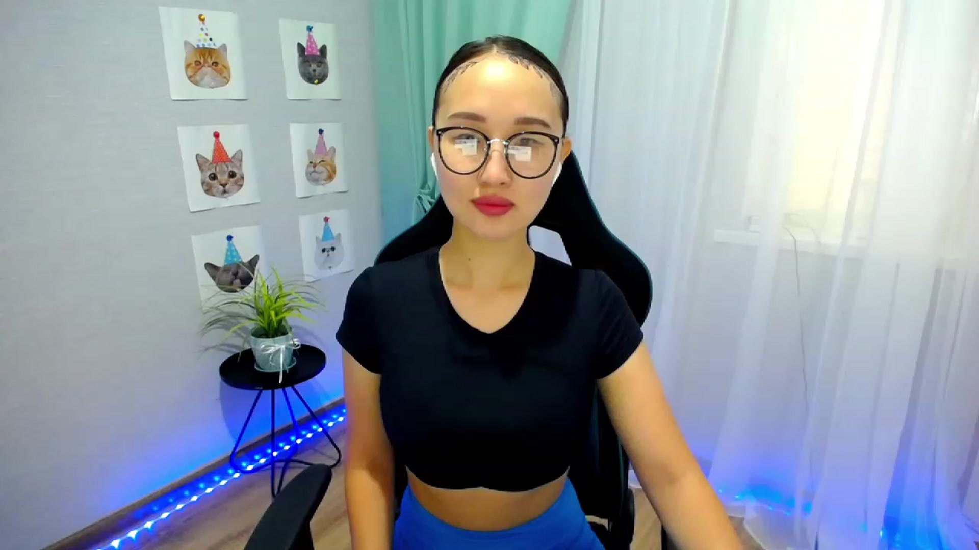 Gallery image thumbnail from JoKing_7's myfreecams stream on, 06/05/2023, 04:34 image 1 of 20