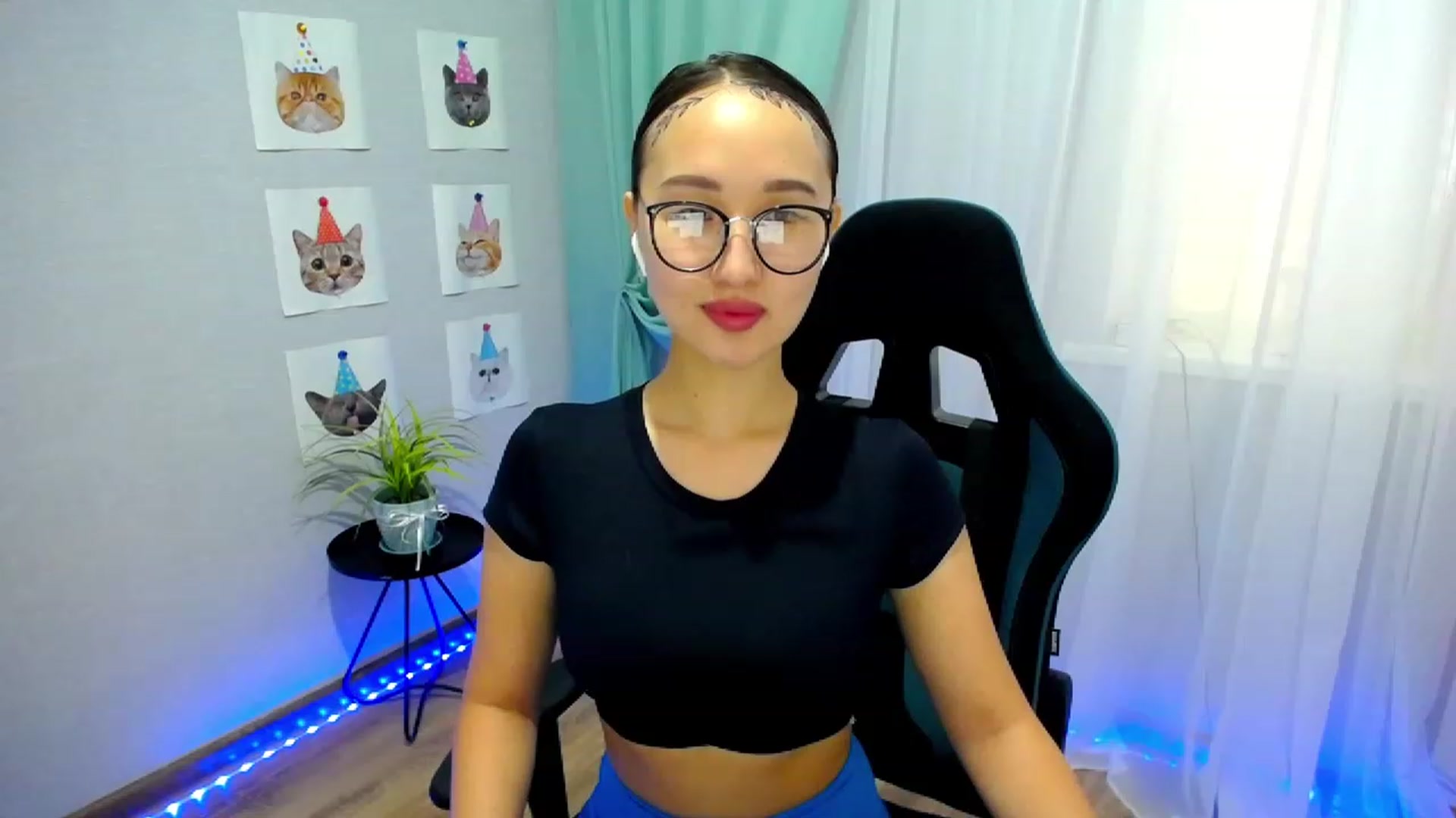 Gallery image thumbnail from JoKing_7's myfreecams stream on, 06/05/2023, 04:34 image 6 of 20