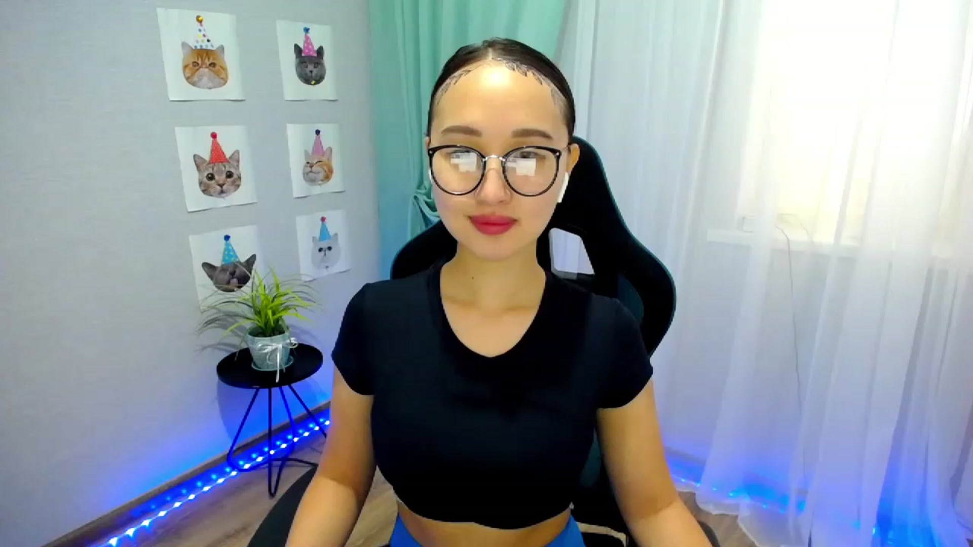 Gallery image thumbnail from JoKing_7's myfreecams stream on, 06/05/2023, 04:34 image 15 of 20