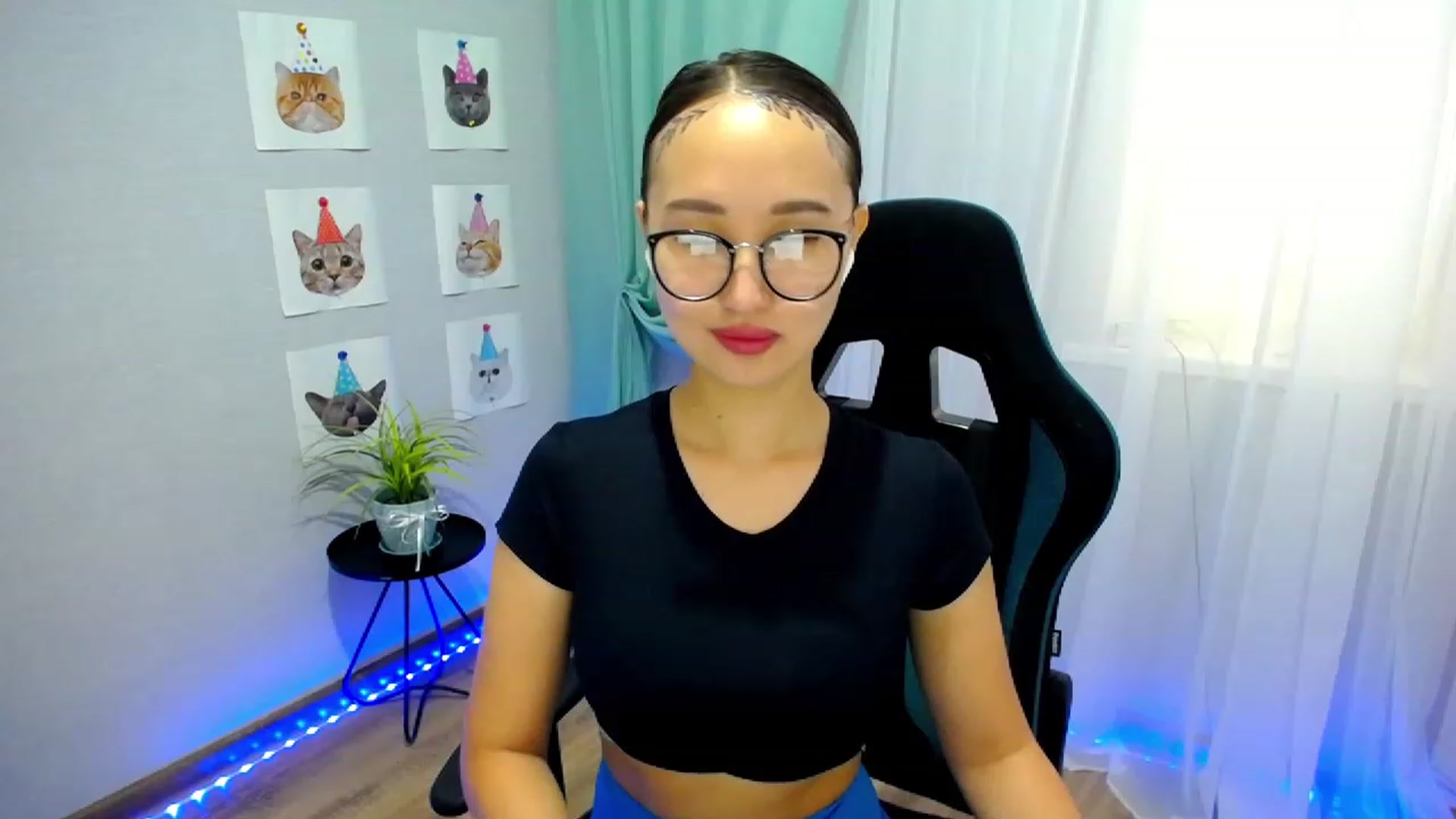 Gallery image thumbnail from JoKing_7's myfreecams stream on, 06/05/2023, 04:34 image 12 of 20