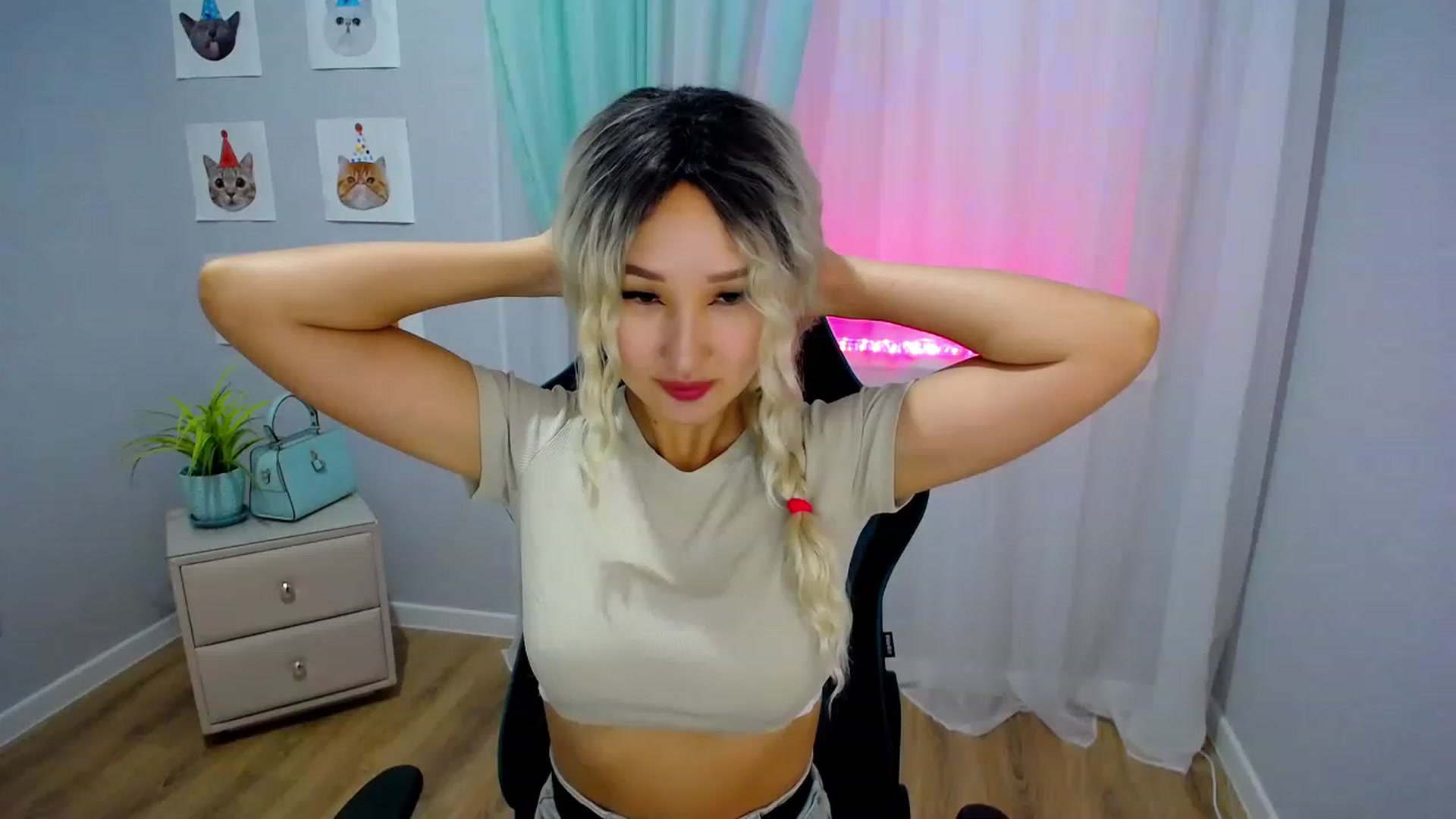 Gallery image thumbnail from JoKing_7's myfreecams stream on, 08/11/2023, 02:49 image 9 of 20
