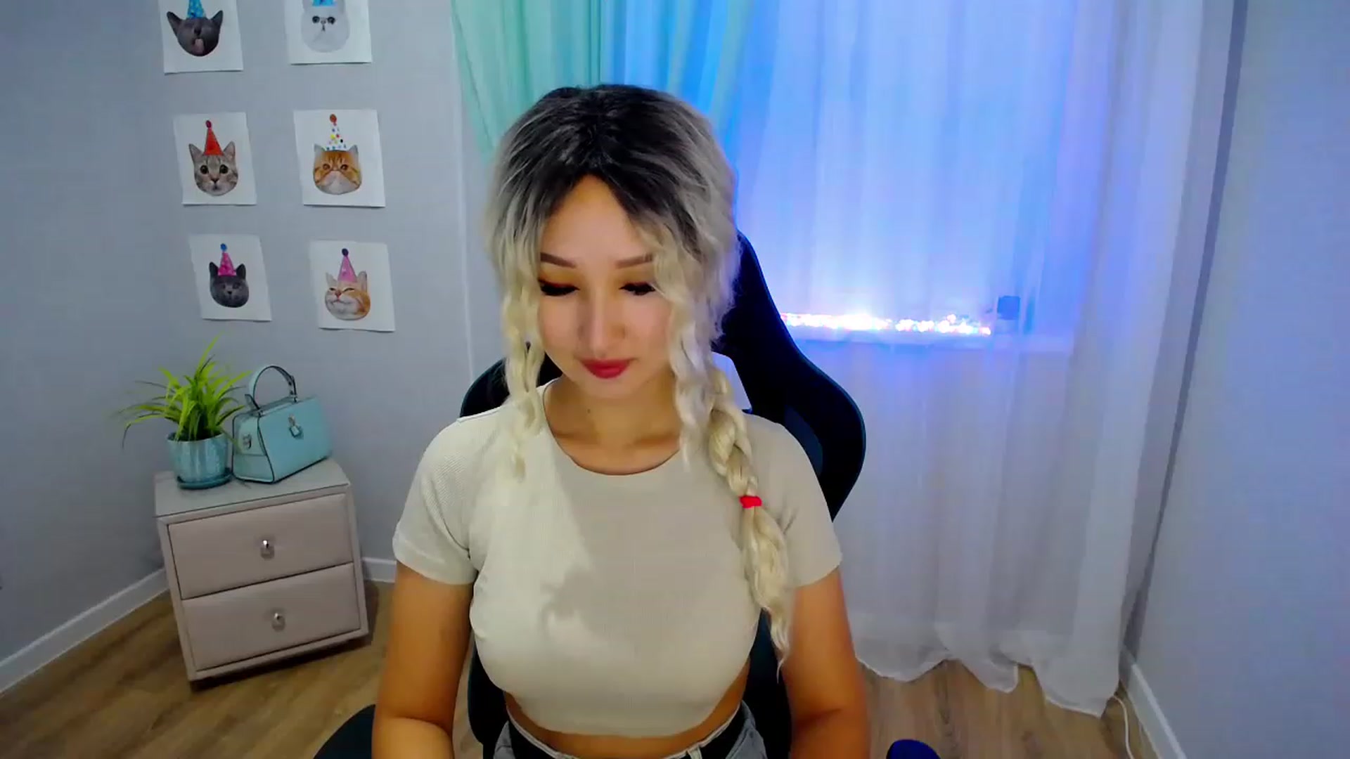 Gallery image thumbnail from JoKing_7's myfreecams stream on, 08/11/2023, 02:49 image 6 of 20