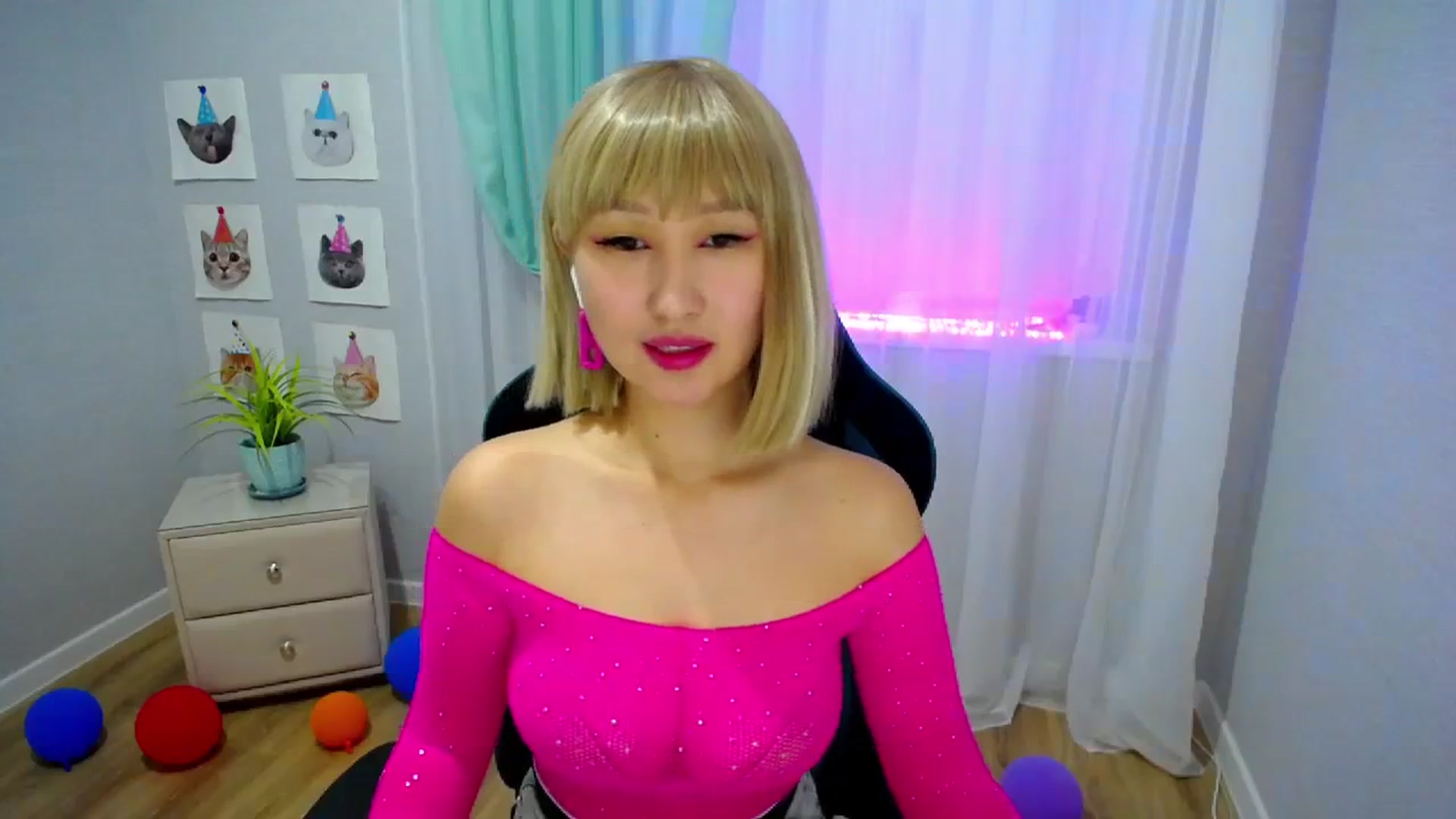 Gallery image thumbnail from JoKing_7's myfreecams stream on, 09/25/2023, 22:49 image 14 of 20