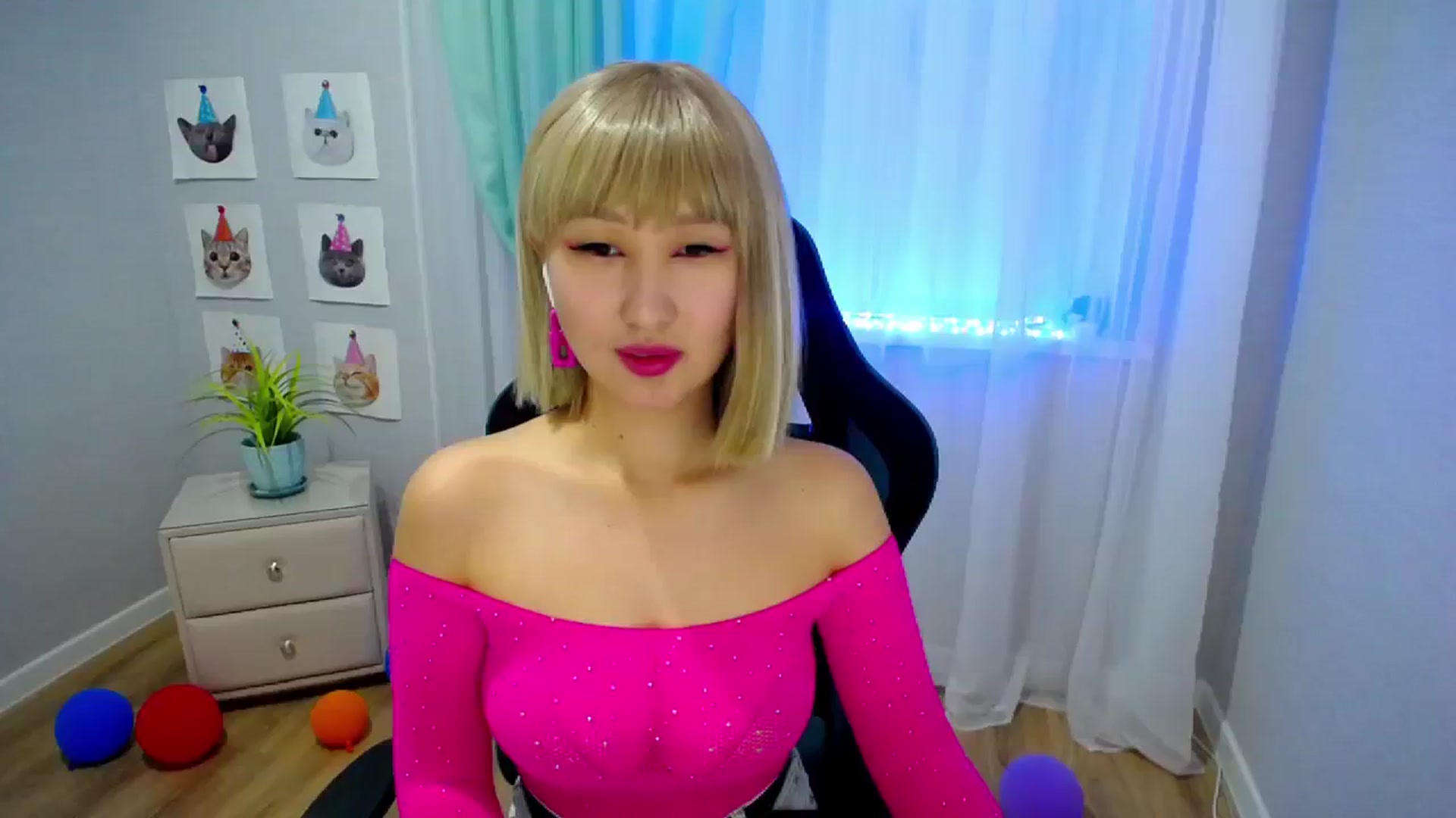 Gallery image thumbnail from JoKing_7's myfreecams stream on, 09/25/2023, 22:49 image 6 of 20