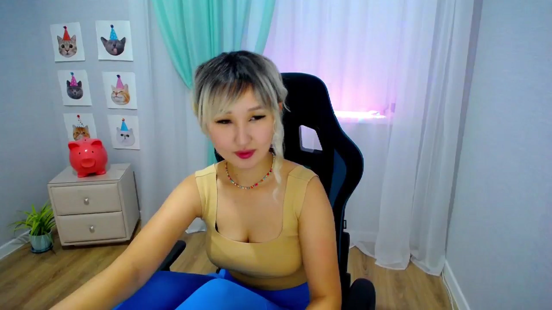 Gallery image thumbnail from JoKing_7's myfreecams stream on, 11/06/2023, 23:19 image 11 of 20