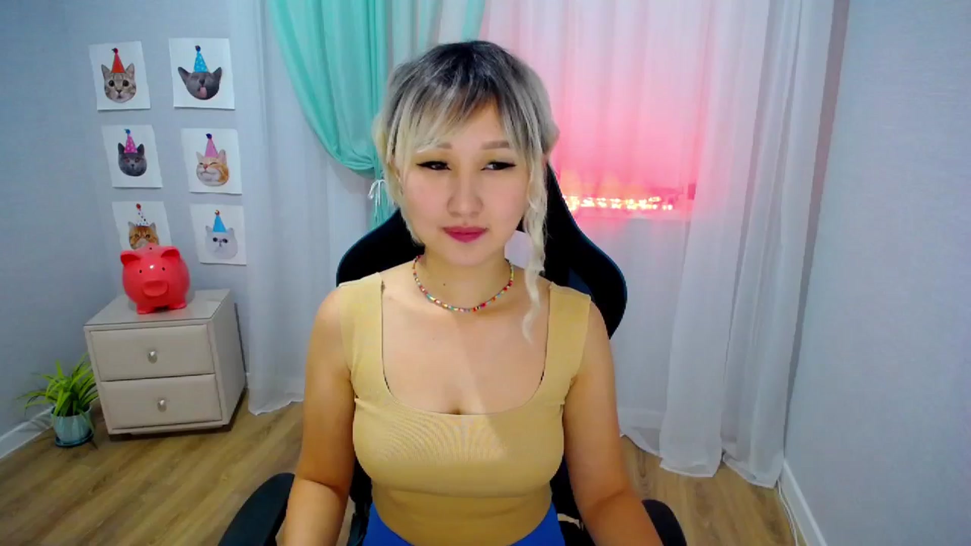 Gallery image thumbnail from JoKing_7's myfreecams stream on, 11/06/2023, 23:19 image 7 of 20
