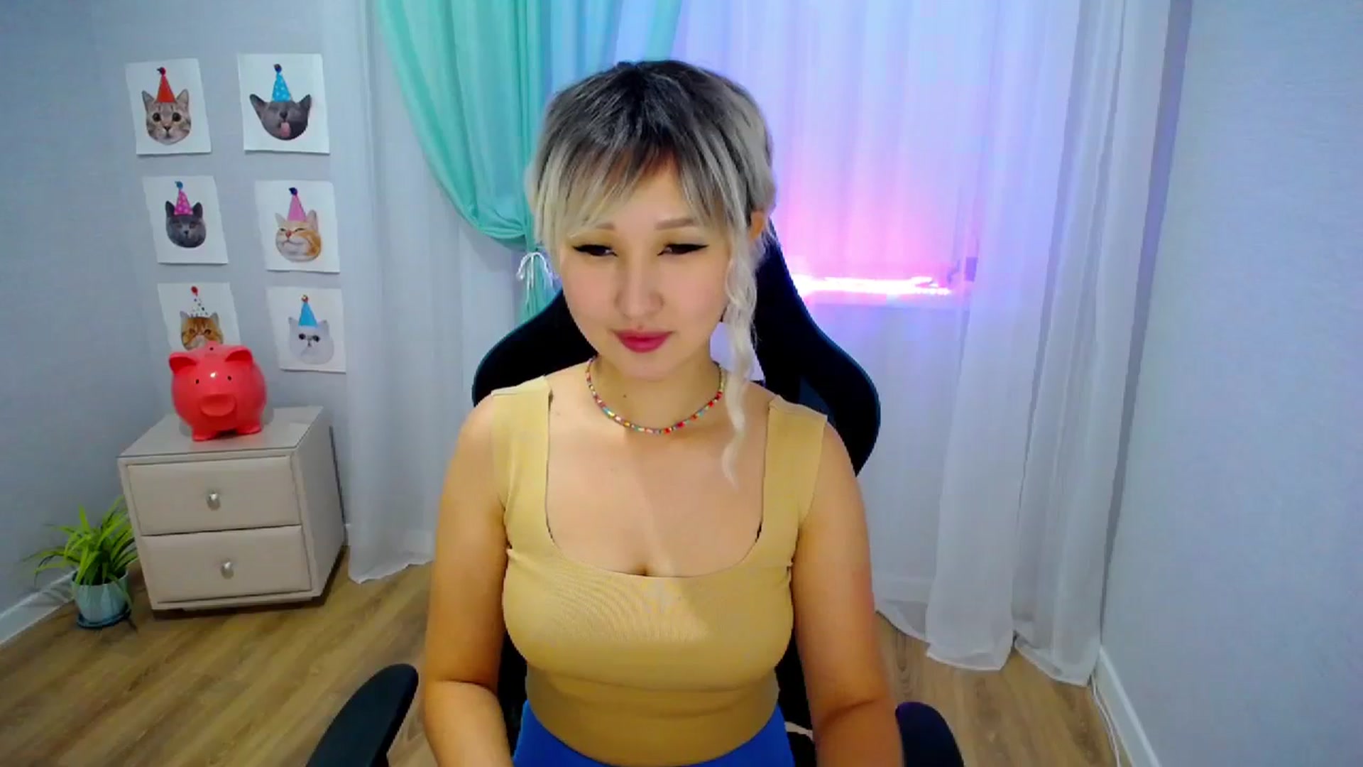 Gallery image thumbnail from JoKing_7's myfreecams stream on, 11/06/2023, 23:19 image 6 of 20