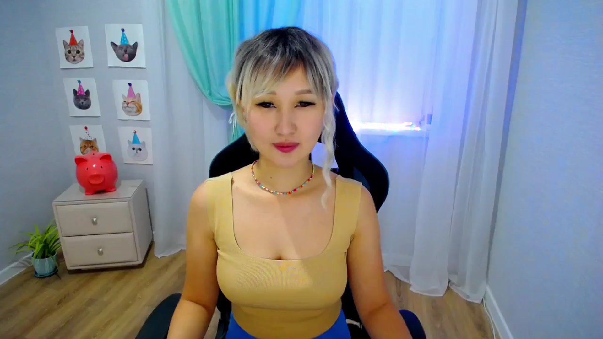 Gallery image thumbnail from JoKing_7's myfreecams stream on, 11/06/2023, 23:19 image 5 of 20