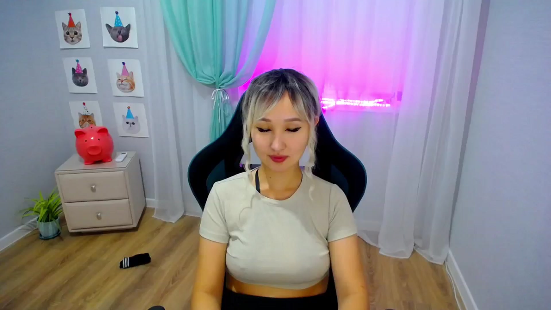 Gallery image thumbnail from JoKing_7's myfreecams stream on, 11/10/2023, 24:01 image 4 of 20