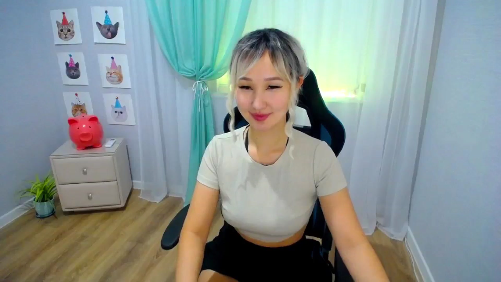 Gallery image thumbnail from JoKing_7's myfreecams stream on, 11/10/2023, 24:01 image 7 of 20