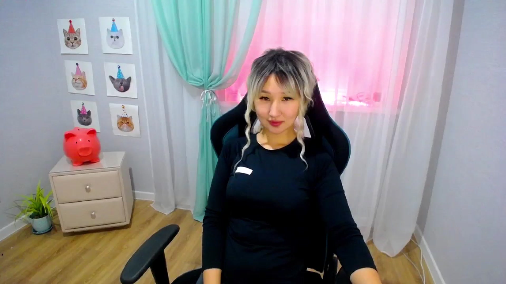 Gallery image thumbnail from JoKing_7's myfreecams stream on, 11/13/2023, 24:30 image 2 of 20