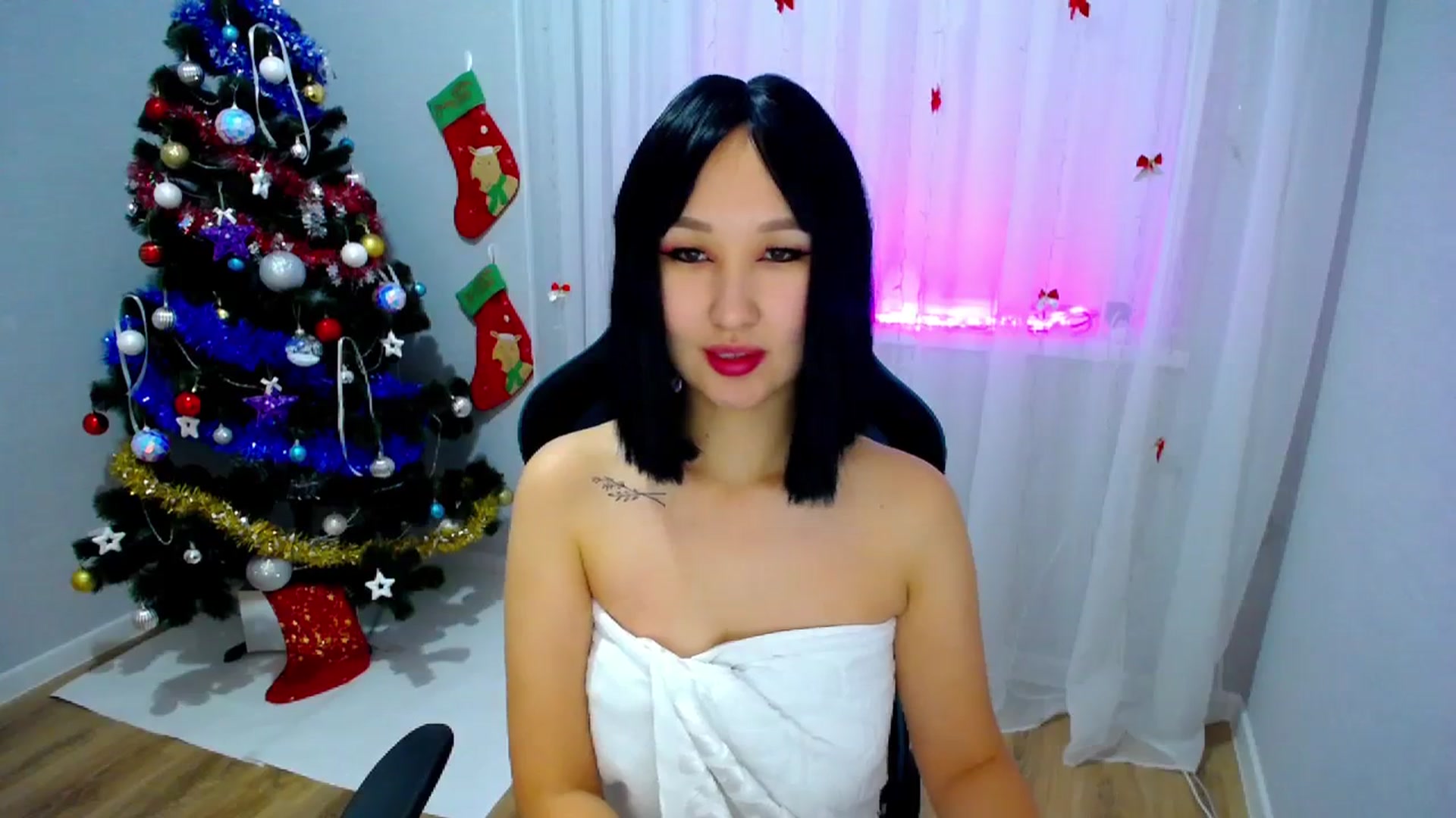 Gallery image thumbnail from JoKing_7's myfreecams stream on, 12/04/2023, 23:47 image 14 of 20