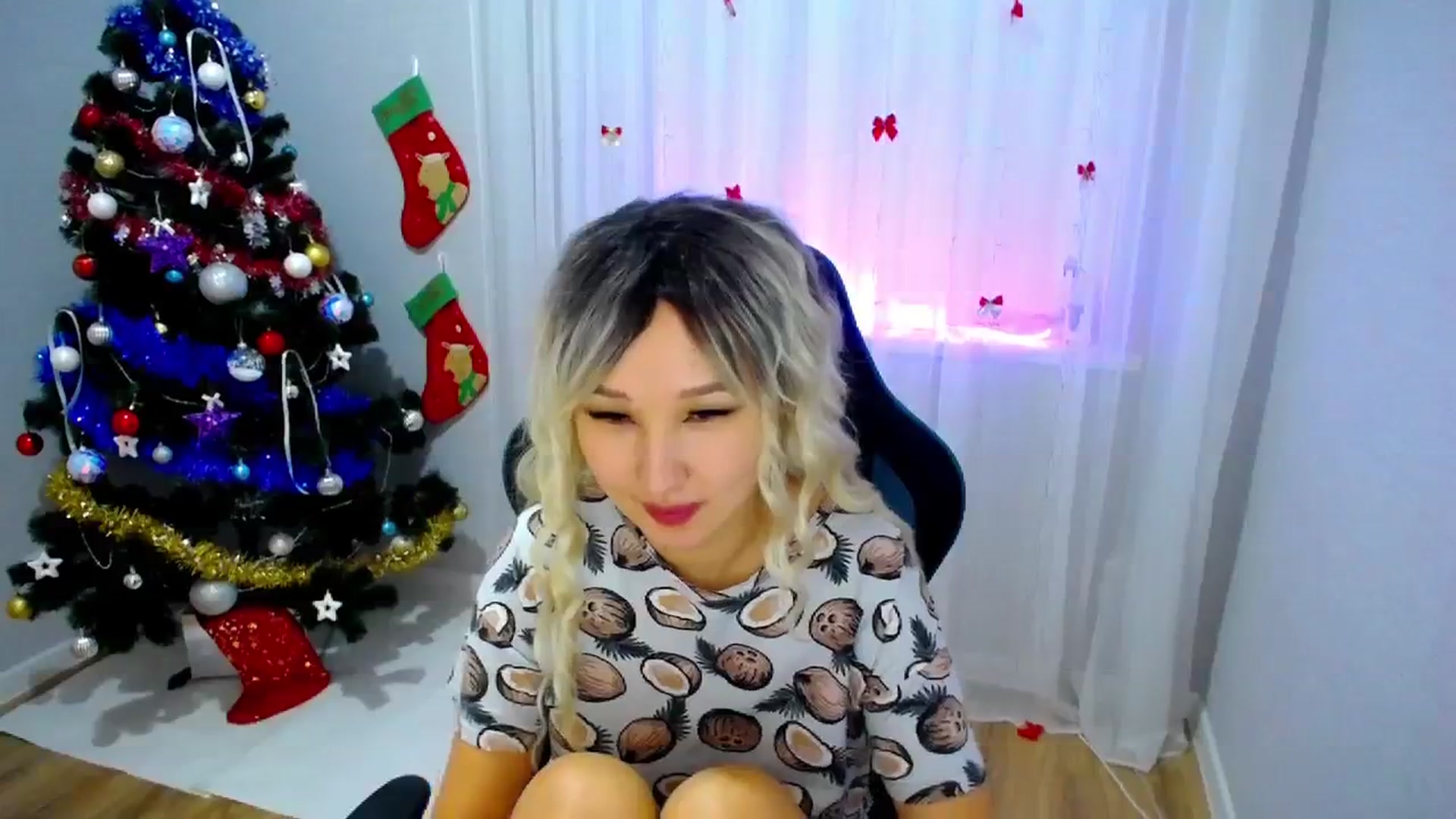 Gallery image thumbnail from JoKing_7's myfreecams stream on, 12/17/2023, 01:19 image 12 of 20