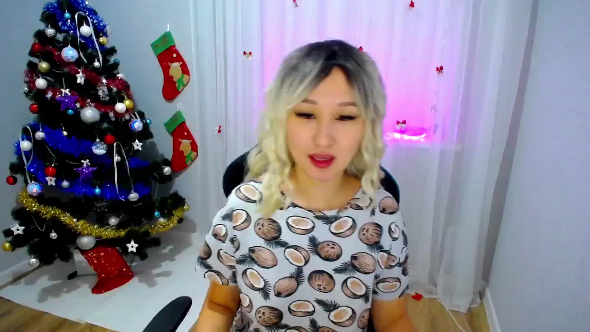 Gallery image thumbnail from JoKing_7's myfreecams stream on, 12/17/2023, 01:19 image 5 of 20