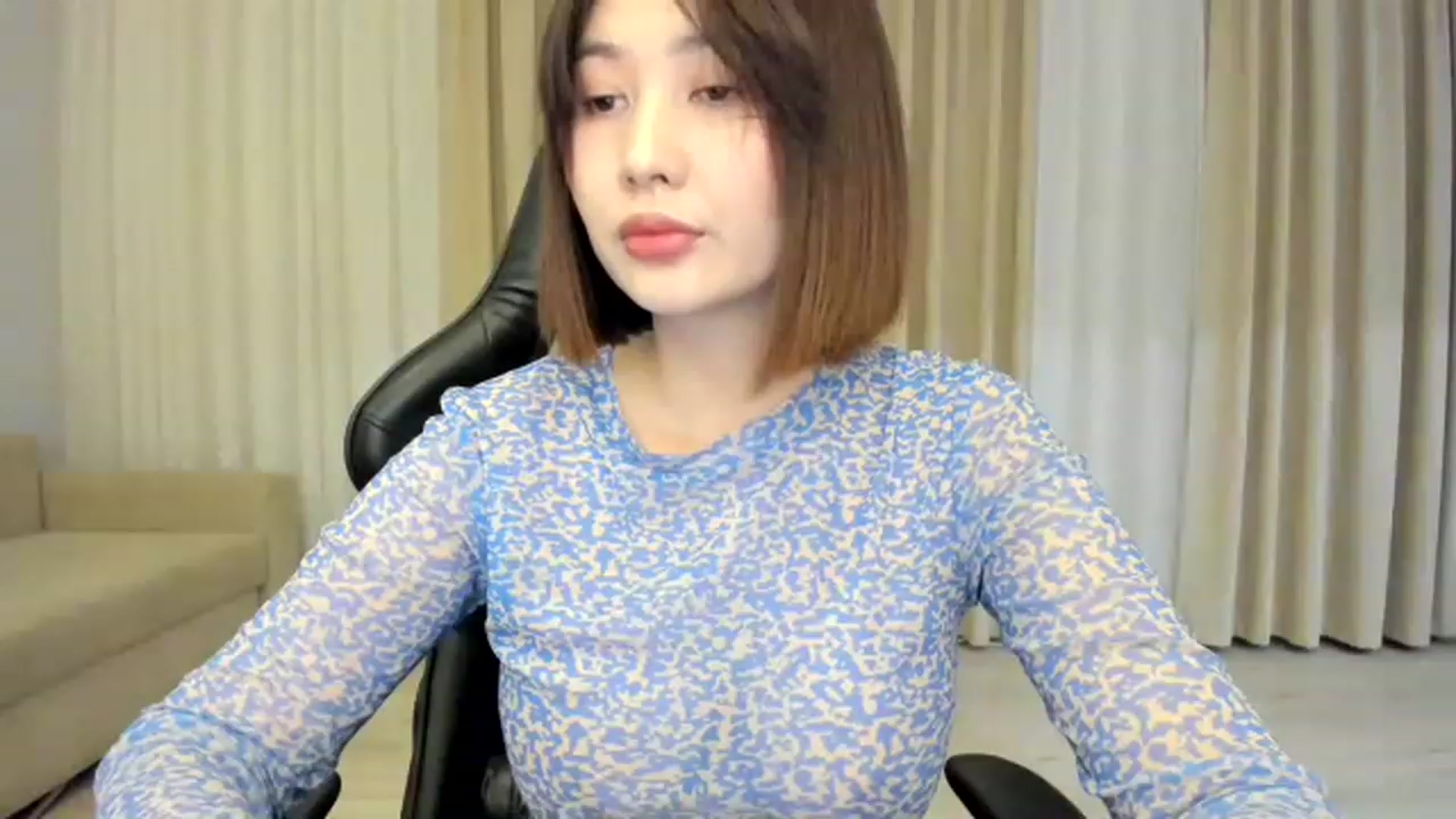 Gallery image thumbnail from Jo_Lie's myfreecams stream on, 11/15/2022, 22:22 image 19 of 20