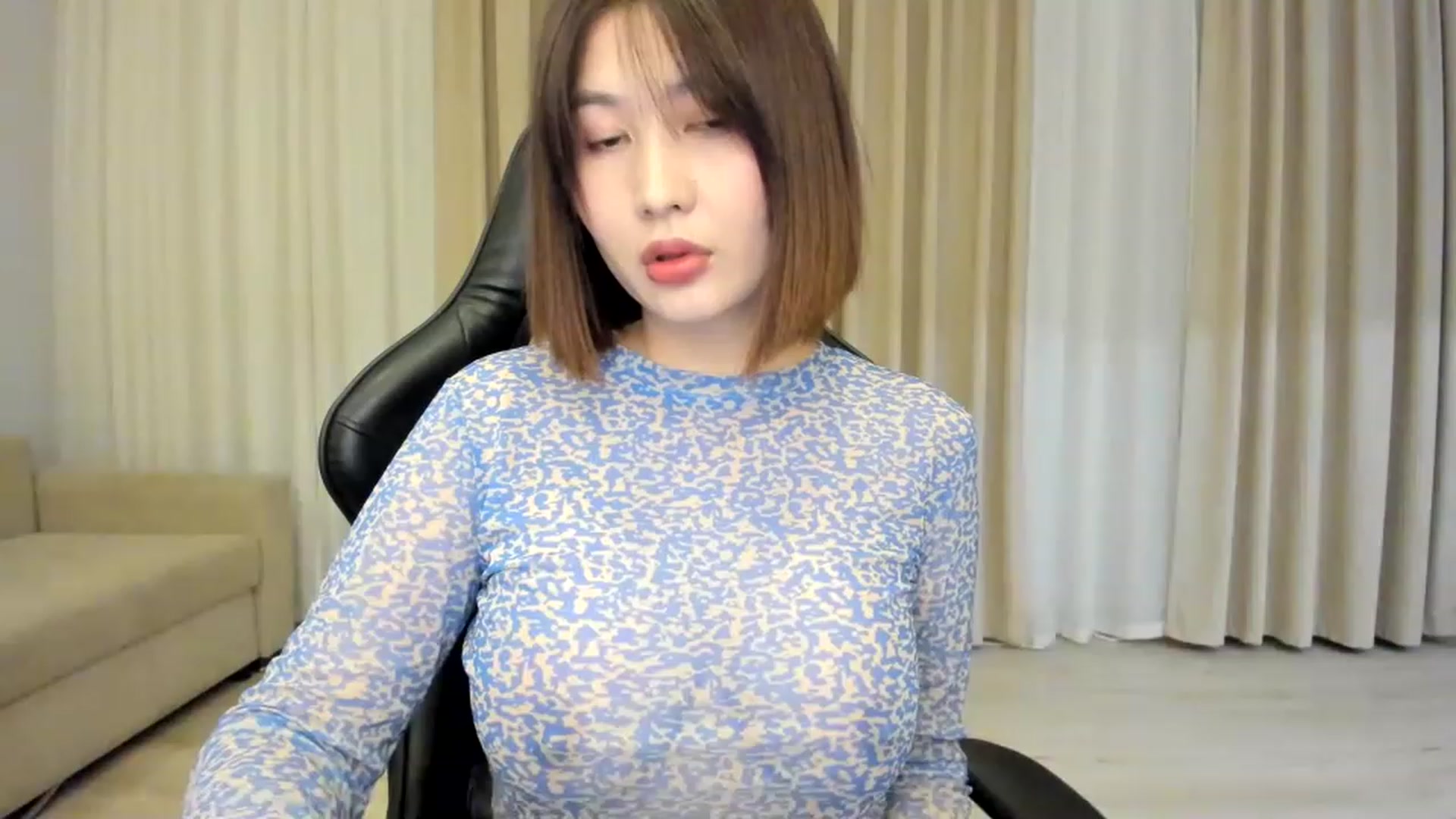 Gallery image thumbnail from Jo_Lie's myfreecams stream on, 11/15/2022, 22:22 image 7 of 20