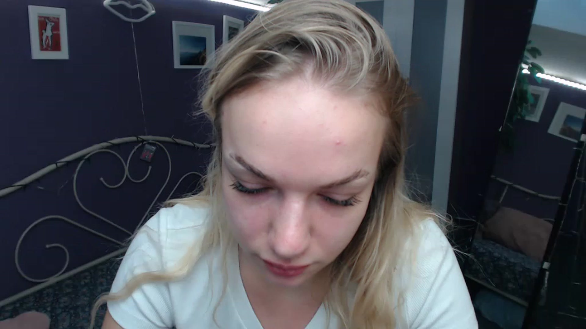 Gallery image thumbnail from JoanQueen's myfreecams stream on, 12/05/2022, 13:06 image 4 of 20