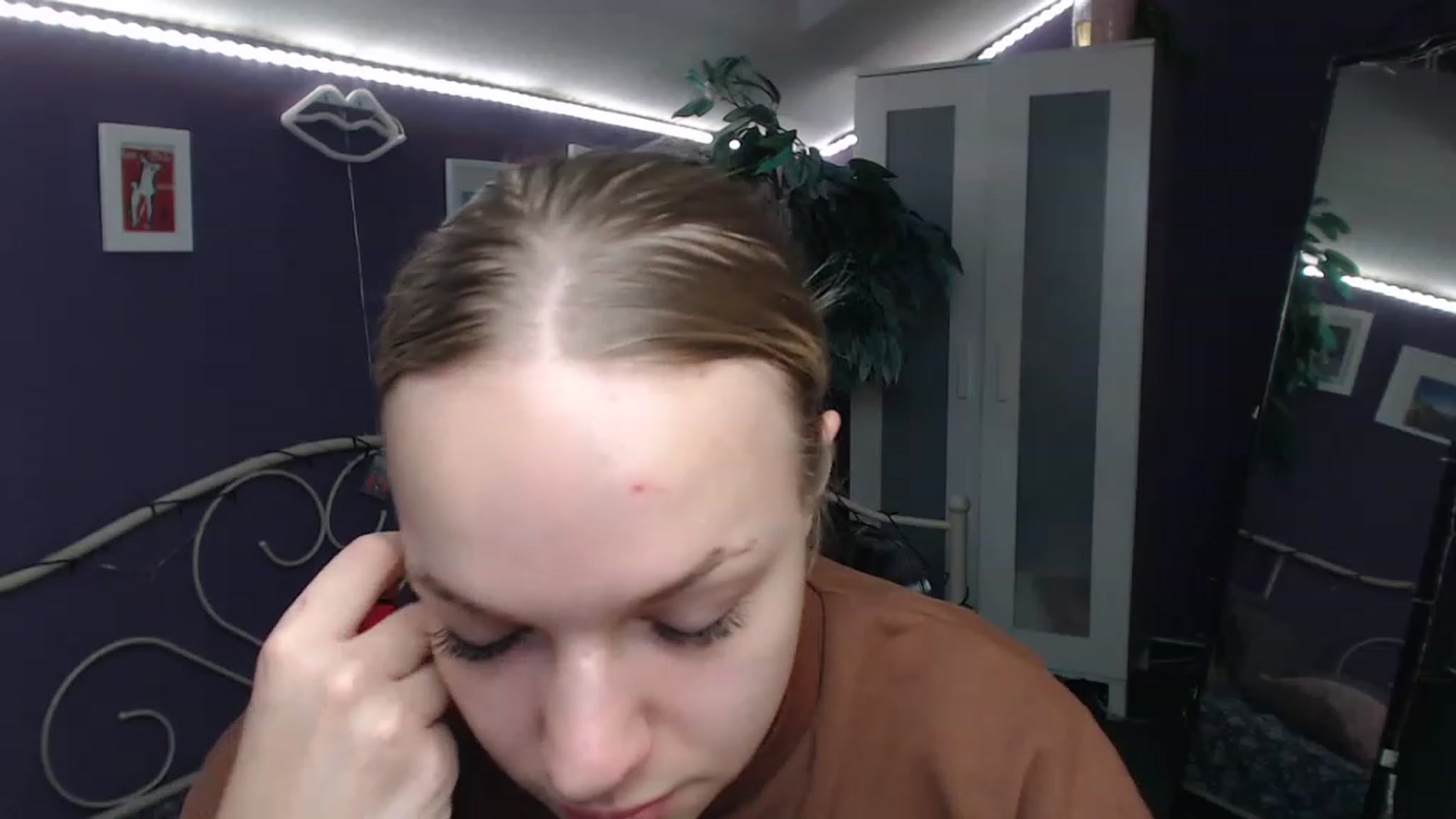 Gallery image thumbnail from JoanQueen's myfreecams stream on, 12/06/2022, 14:44 image 6 of 20