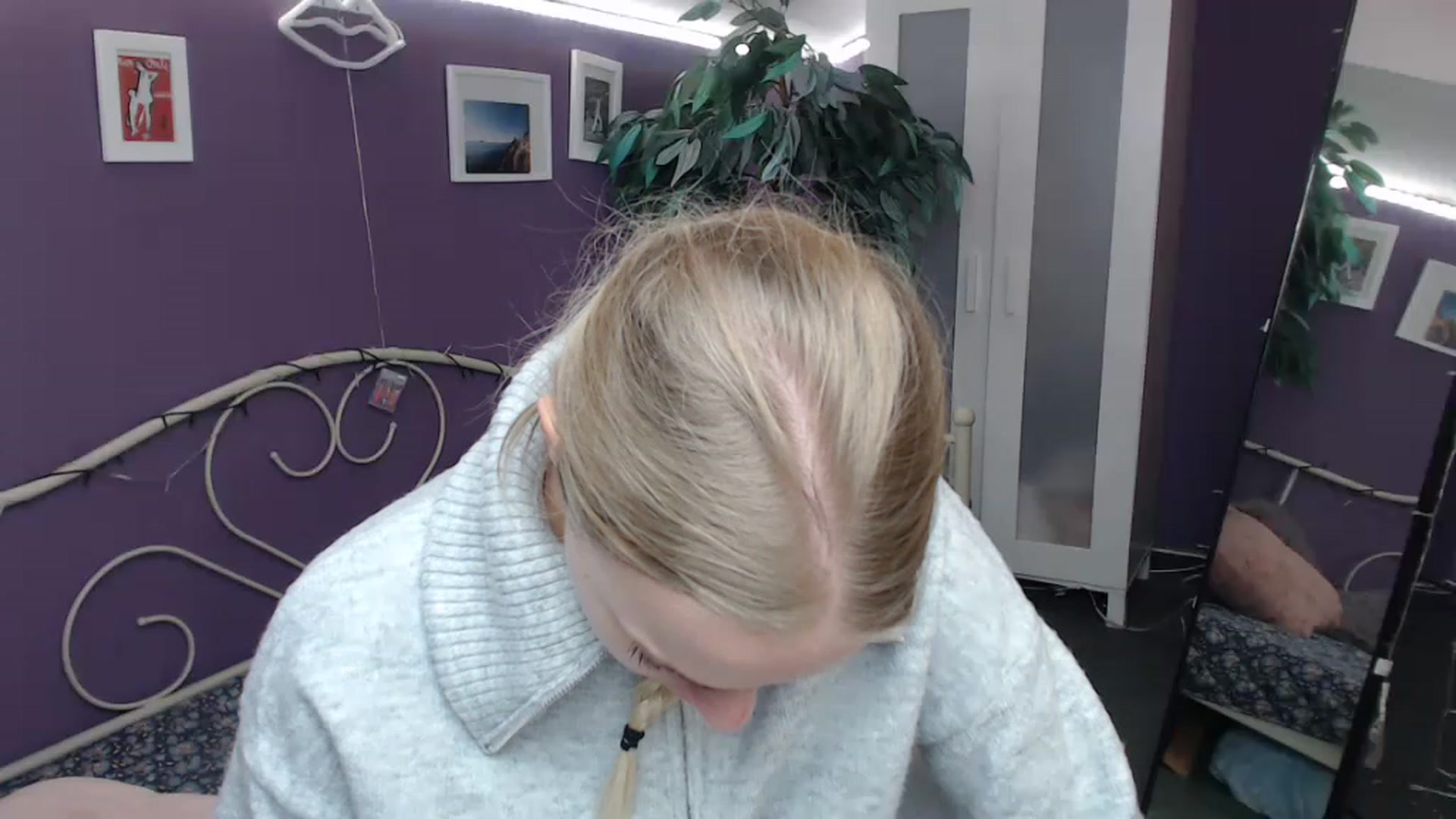 Gallery image thumbnail from JoanQueen's myfreecams stream on, 12/09/2022, 11:02 image 5 of 20