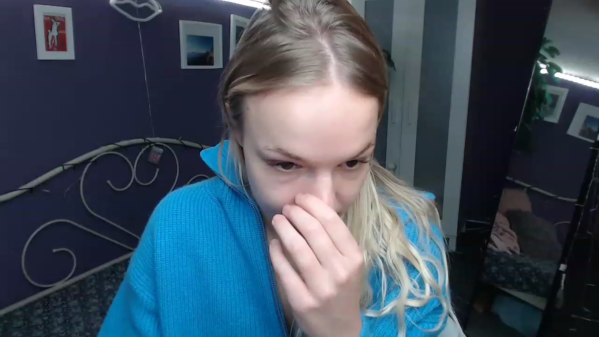 Gallery image thumbnail from JoanQueen's myfreecams stream on, 12/12/2022, 10:19 image 12 of 20