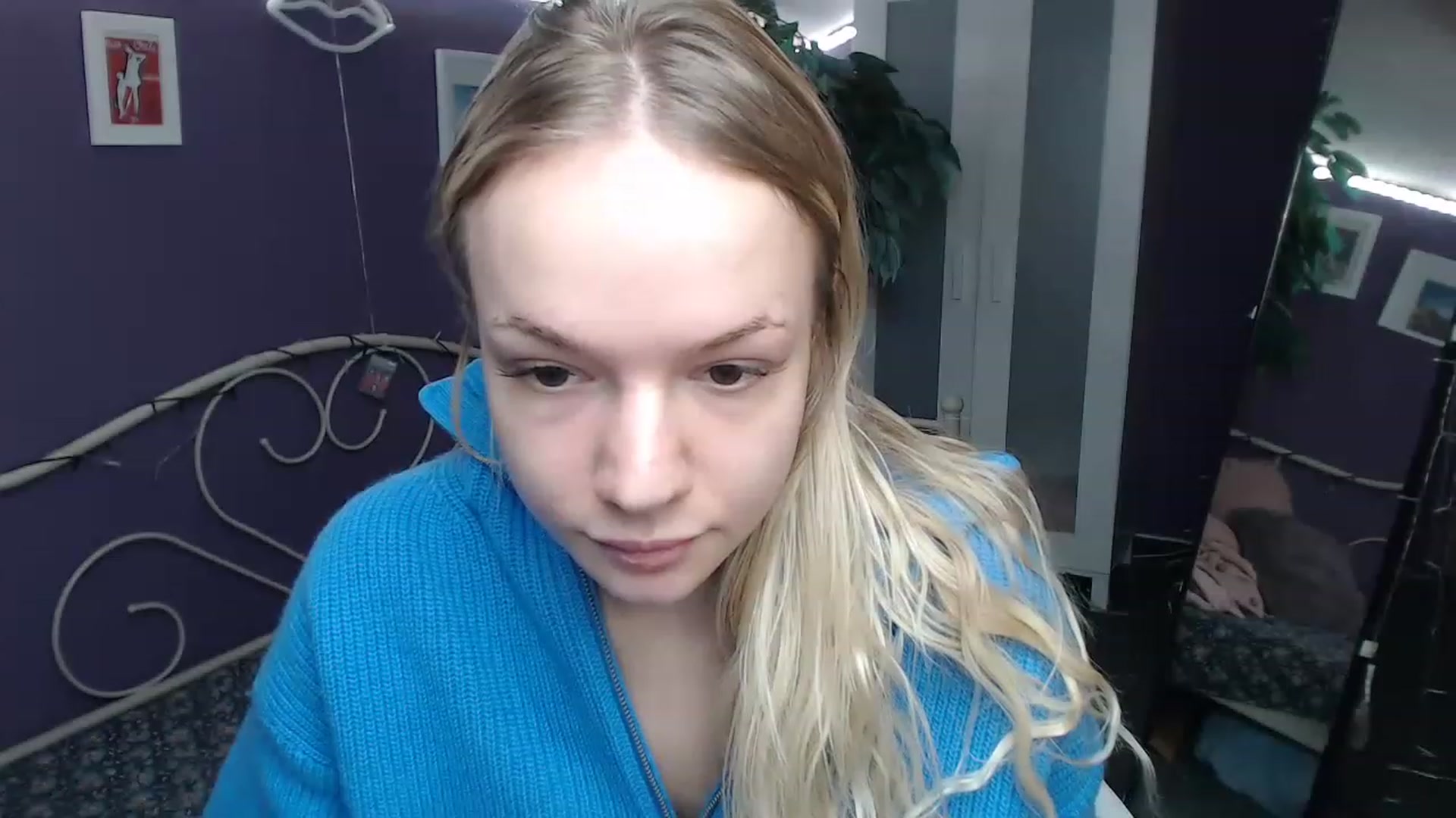 Gallery image thumbnail from JoanQueen's myfreecams stream on, 12/12/2022, 10:19 image 11 of 20