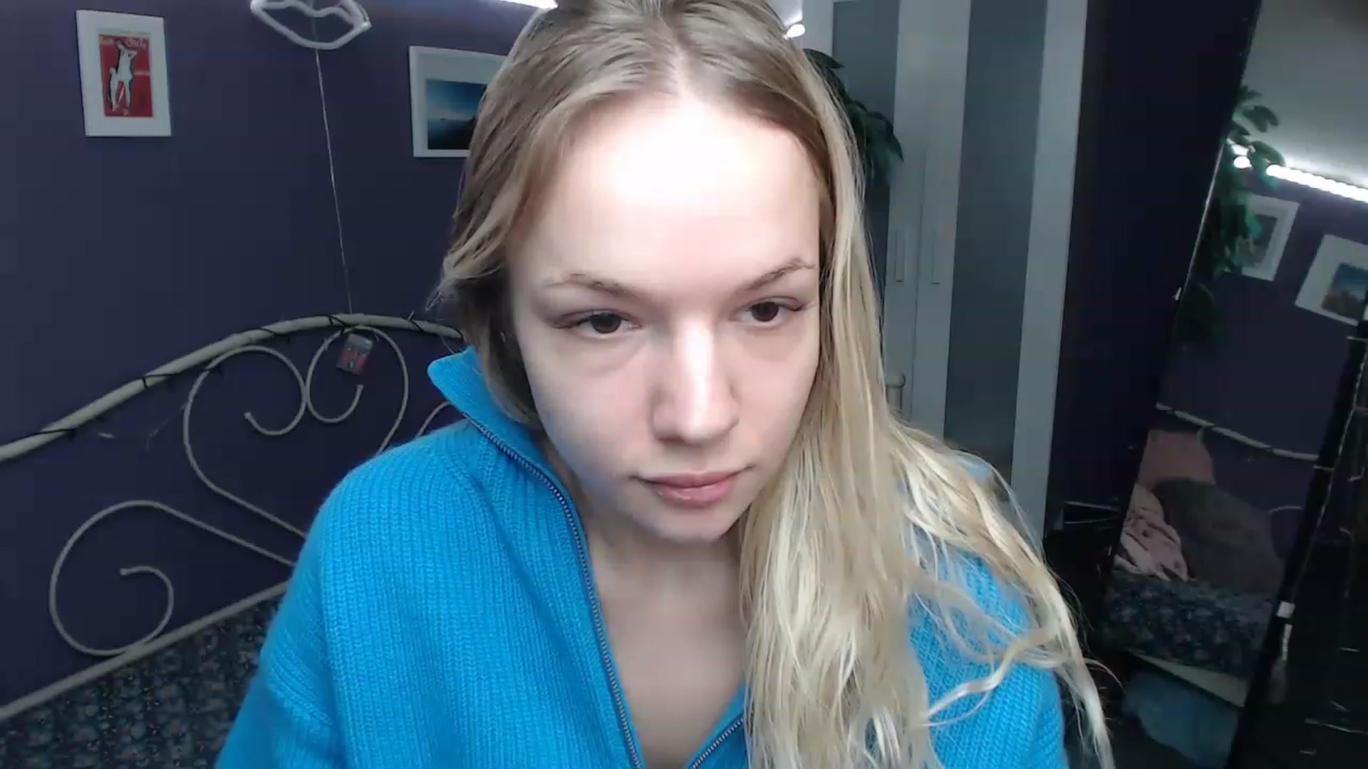 Gallery image thumbnail from JoanQueen's myfreecams stream on, 12/12/2022, 10:19 image 10 of 20