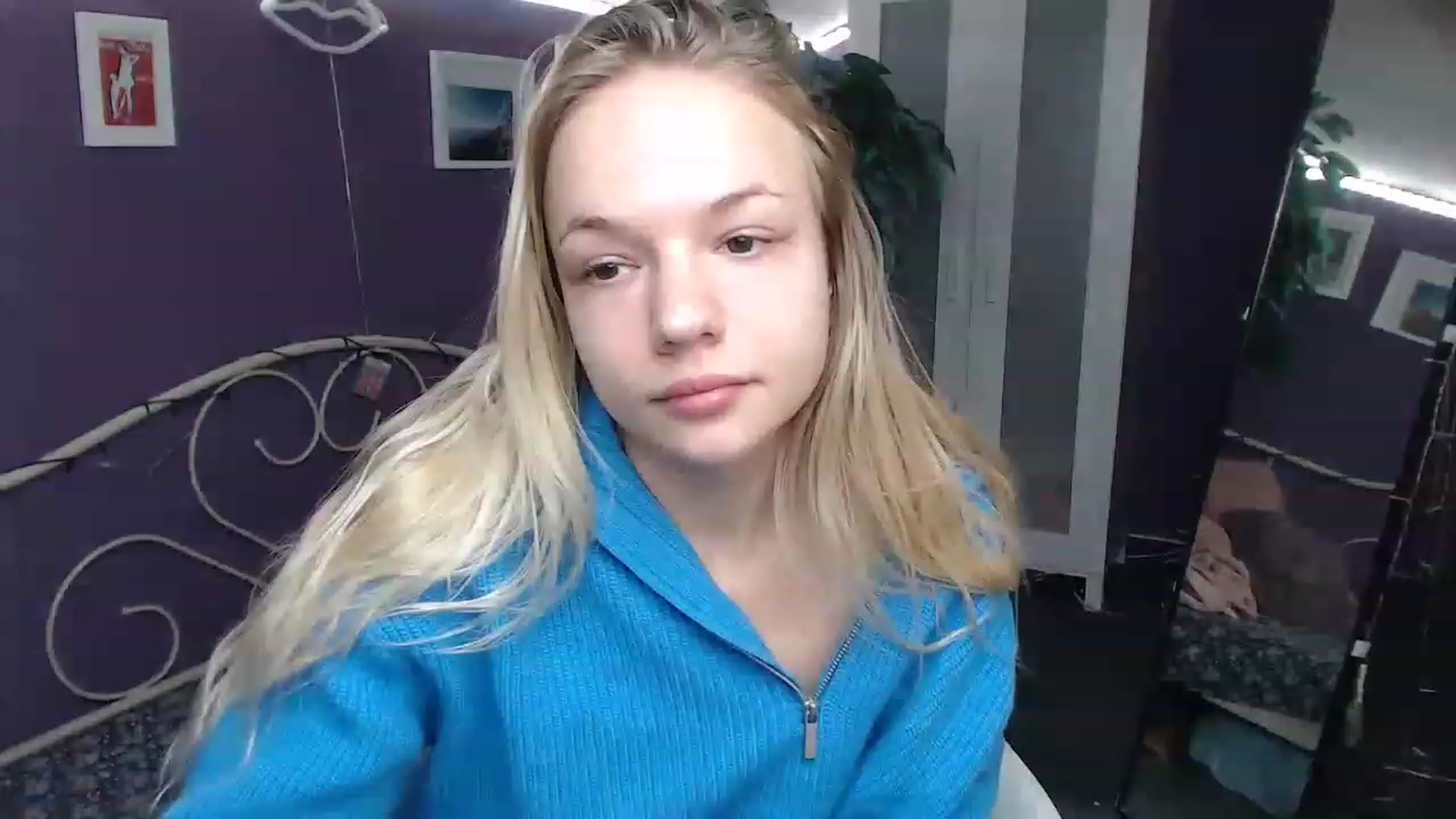 Gallery image thumbnail from JoanQueen's myfreecams stream on, 12/12/2022, 11:02 image 13 of 20