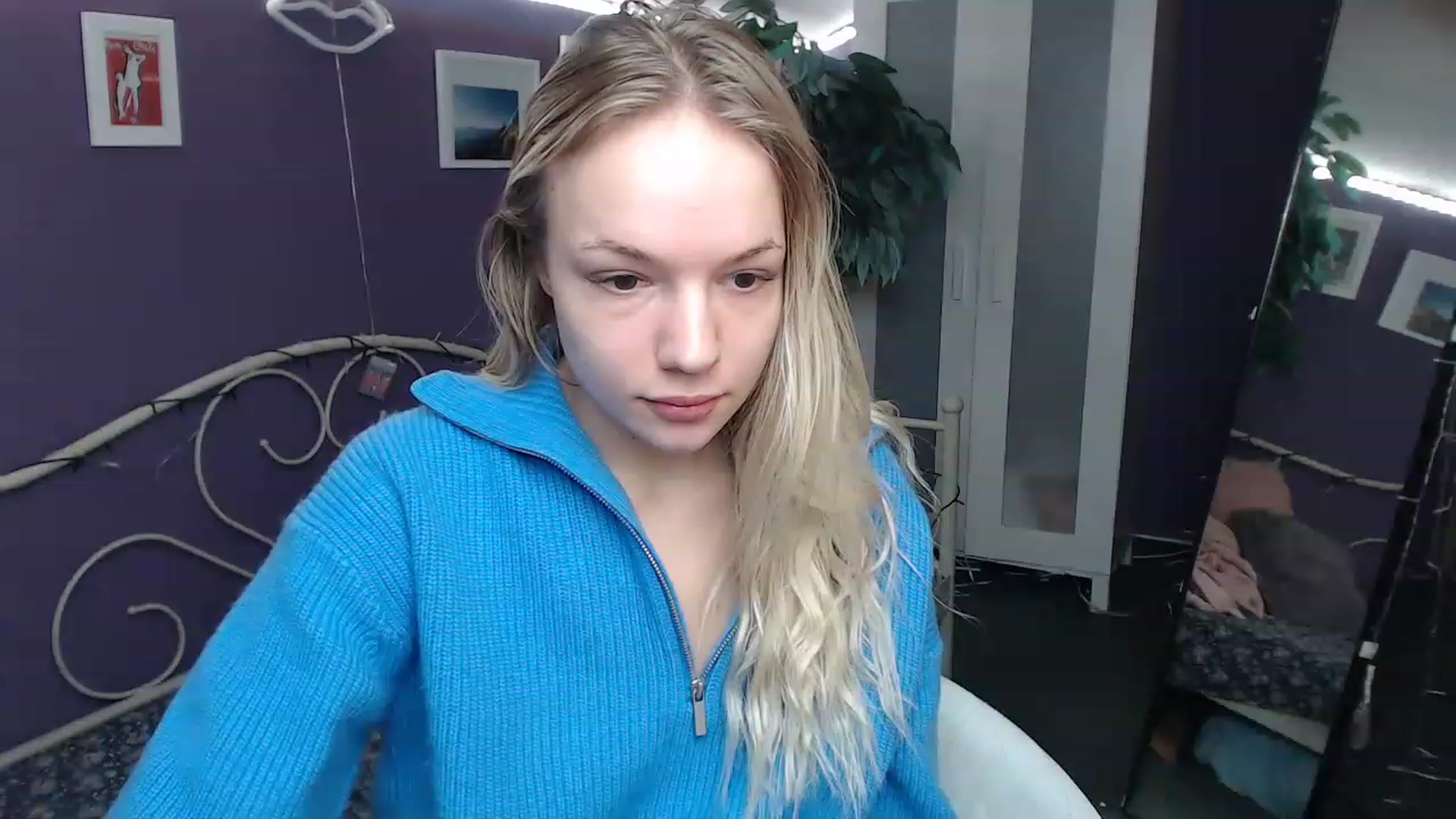 Gallery image thumbnail from JoanQueen's myfreecams stream on, 12/12/2022, 11:02 image 7 of 20