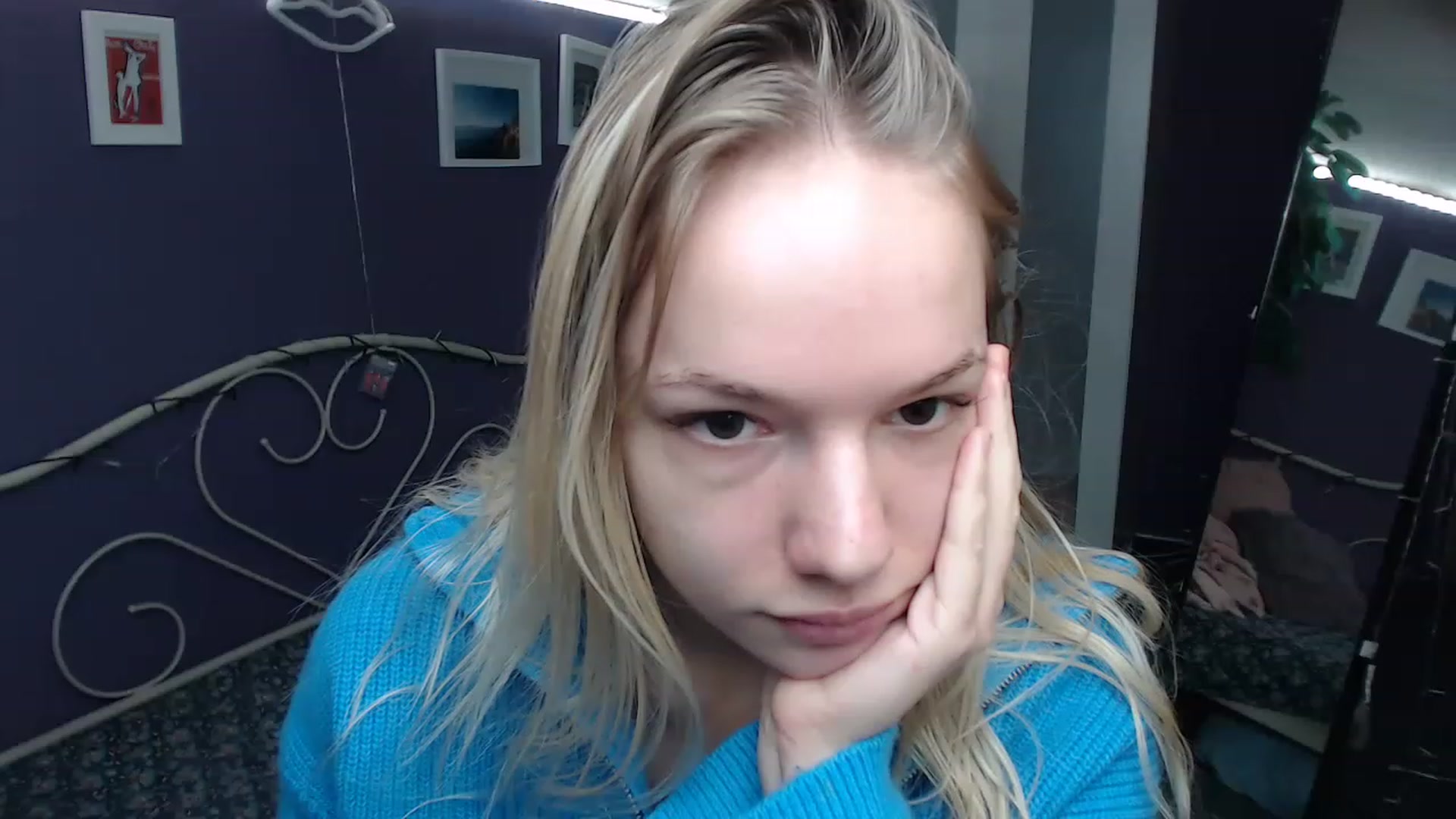 Gallery image thumbnail from JoanQueen's myfreecams stream on, 12/12/2022, 11:02 image 2 of 20