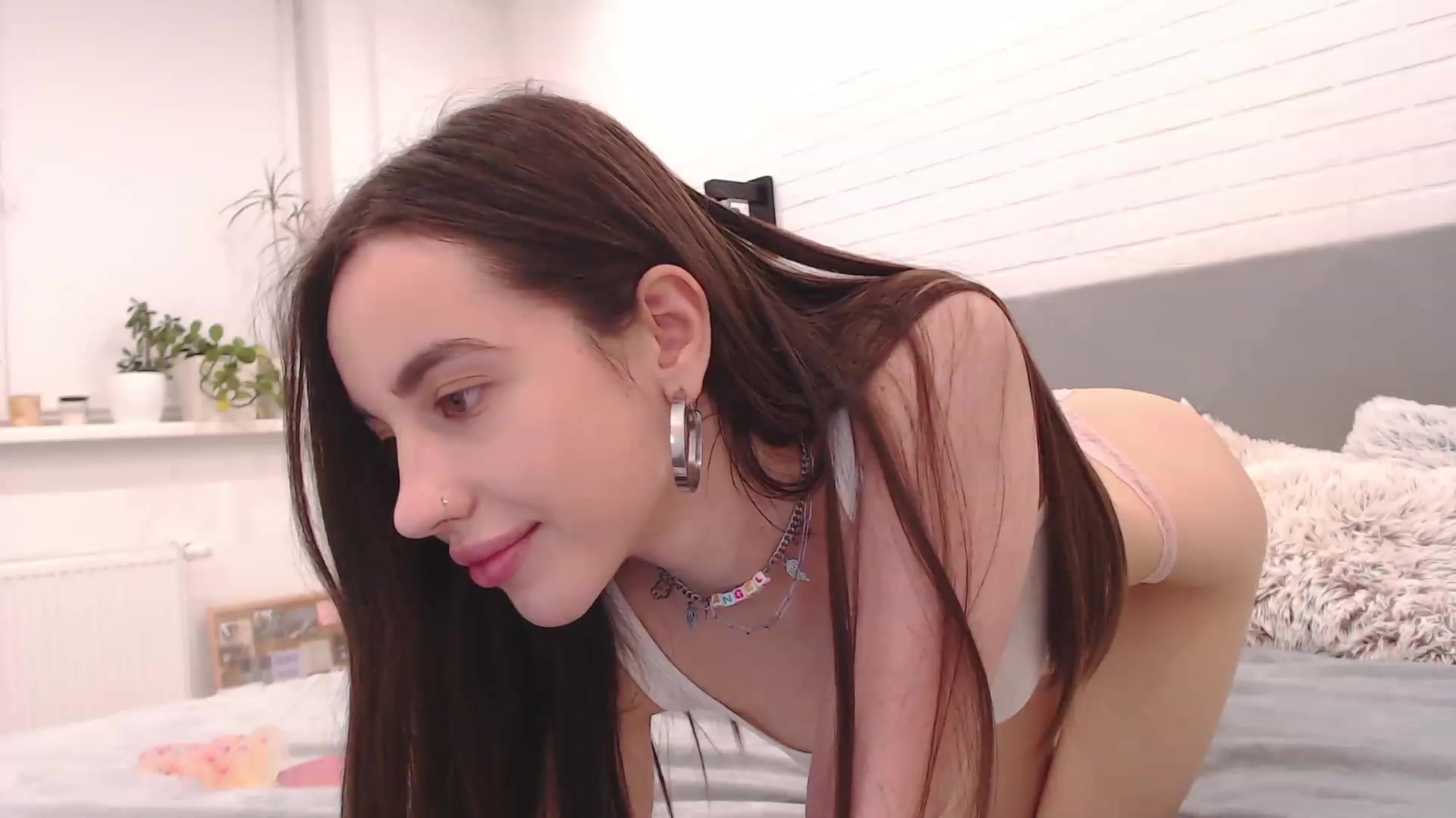Gallery image thumbnail from JoannaMorris's myfreecams stream on, 08/23/2023, 24:37 image 20 of 20