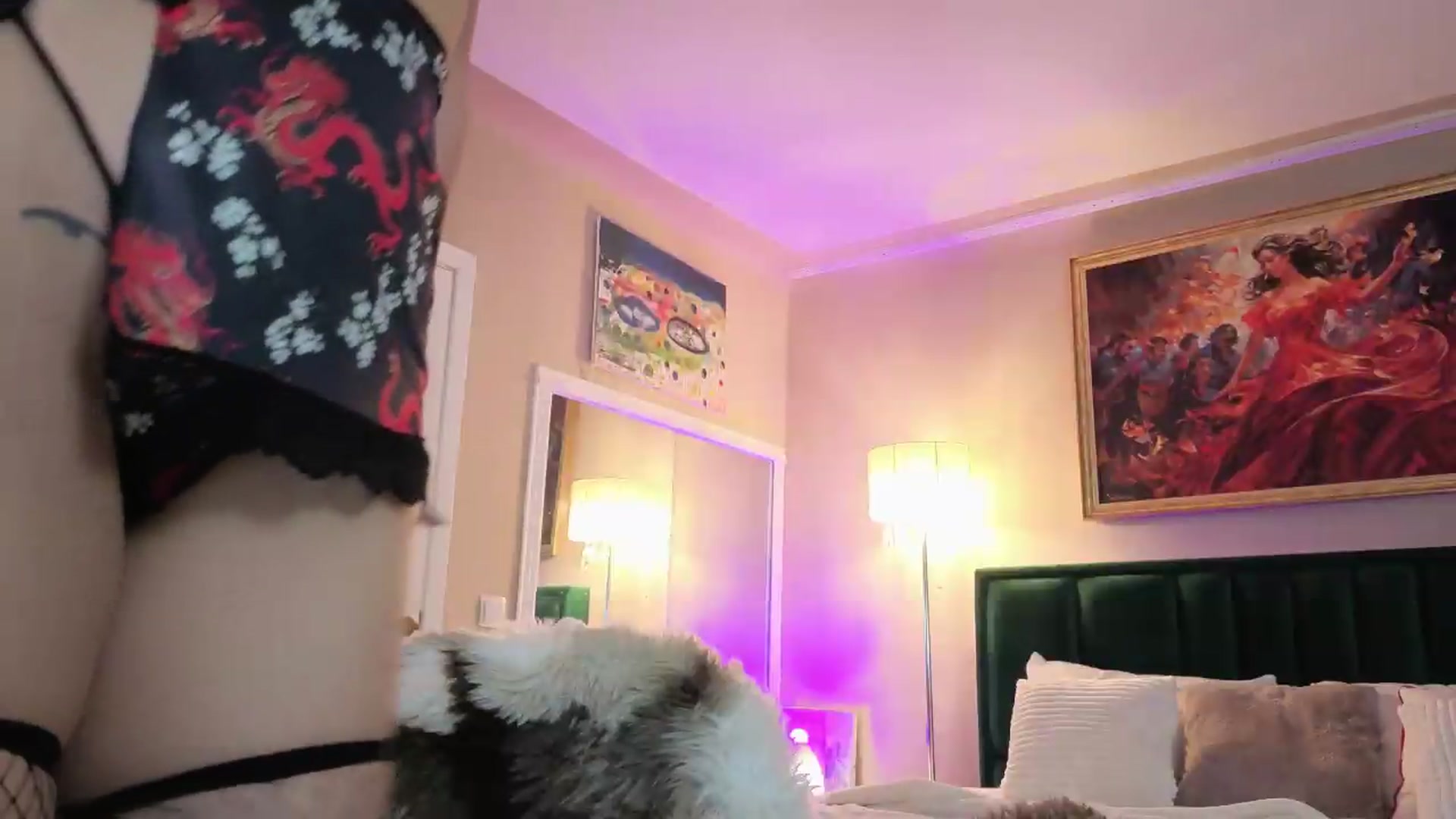 Gallery image thumbnail from JoanneXOXO's myfreecams stream on, 05/13/2026, 17:33 image 4 of 20