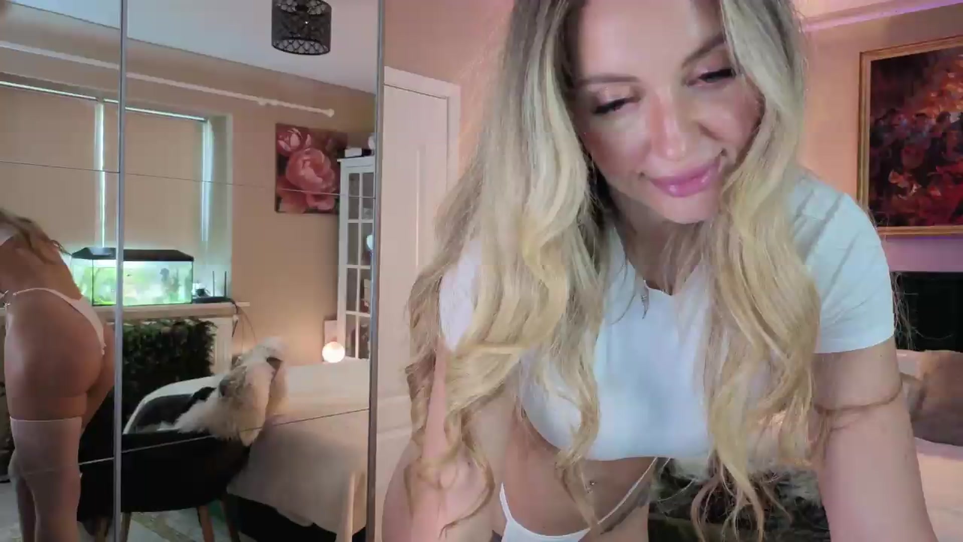 Gallery image thumbnail from JoanneXOXO's myfreecams stream on, 05/15/2026, 14:57 image 5 of 20