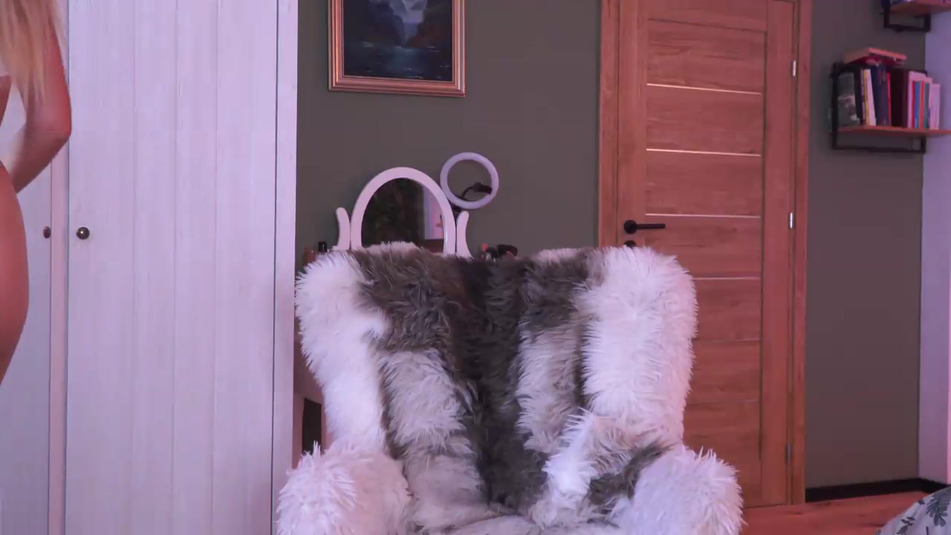 Gallery image thumbnail from JoanneXOXO's myfreecams stream on, 08/21/2026, 08:48 image 14 of 20