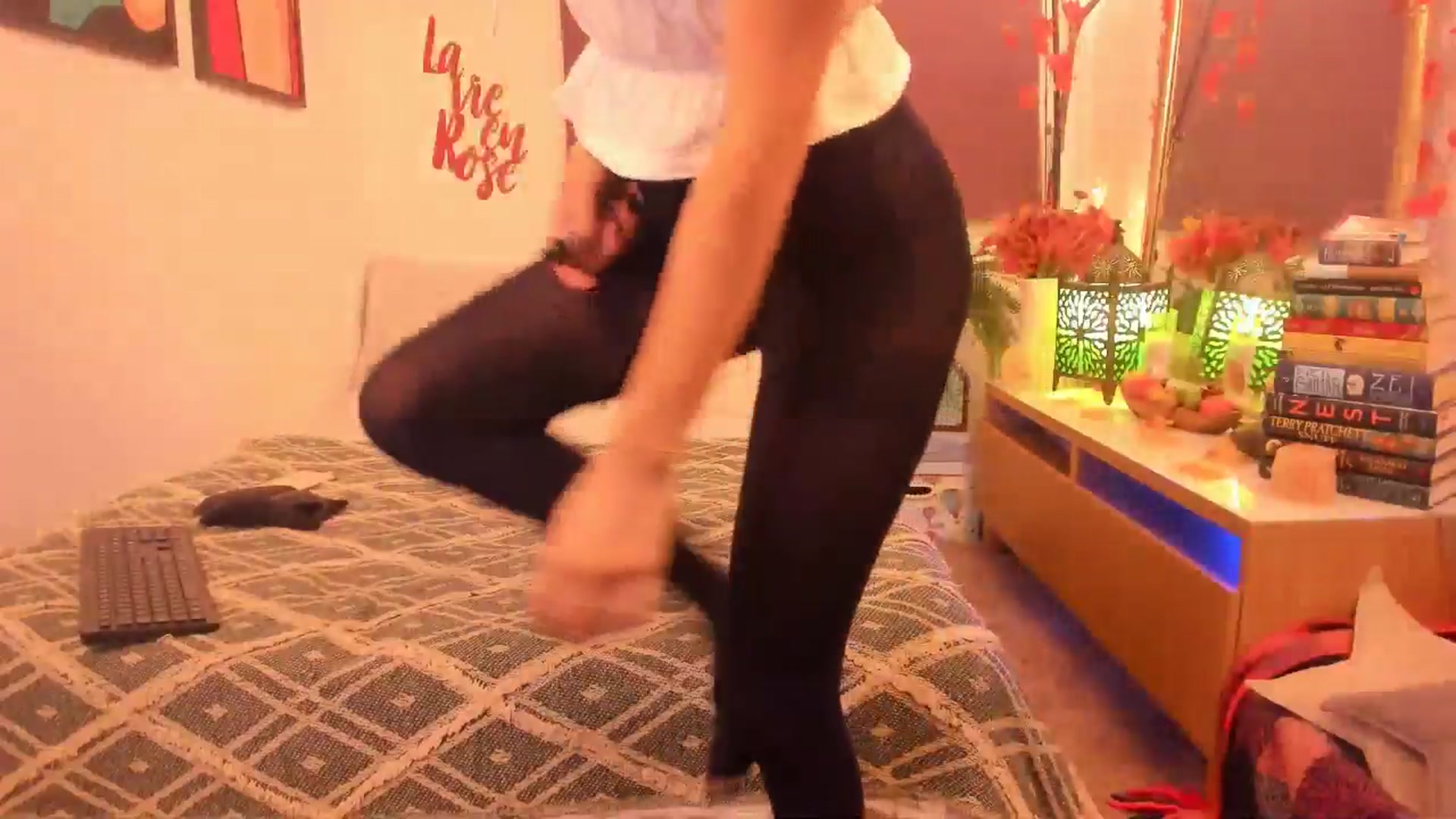 Gallery image thumbnail from Jocelynsexy's myfreecams stream on, 10/08/2025, 21:22 image 3 of 20