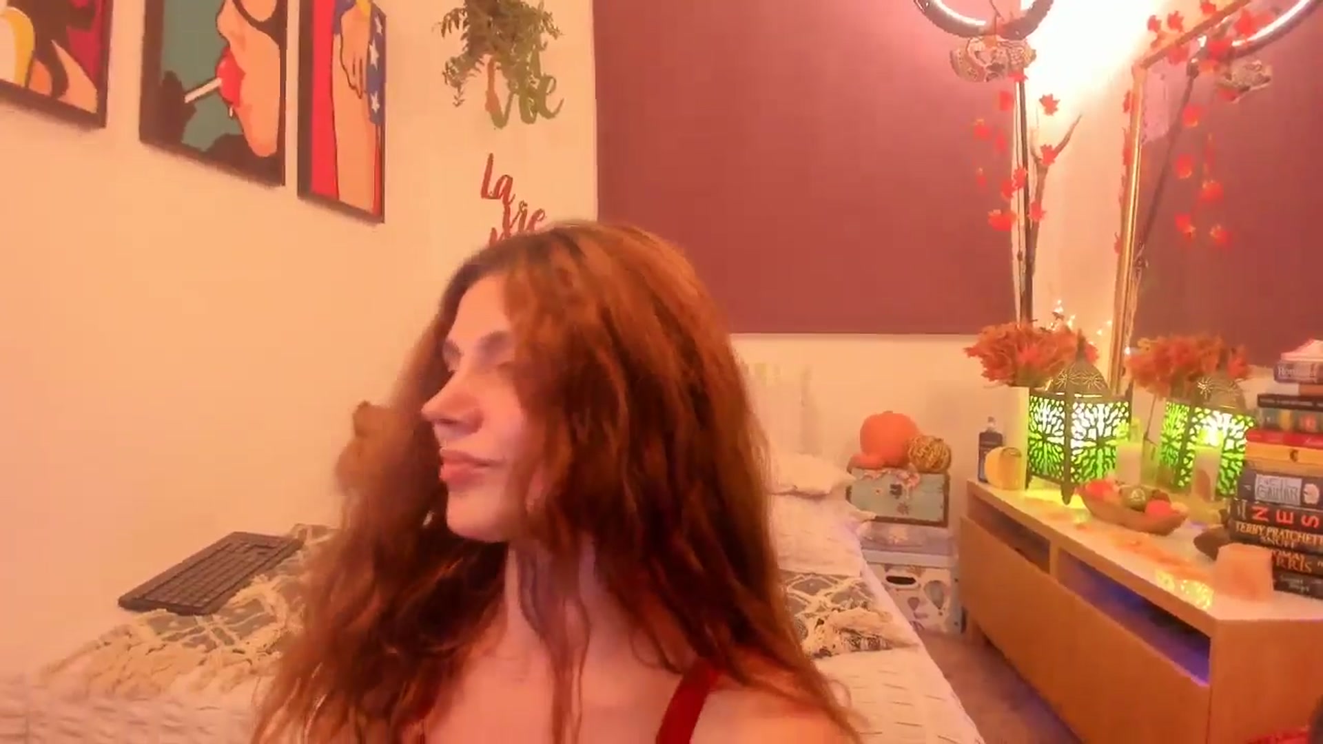 Gallery image thumbnail from Jocelynsexy's myfreecams stream on, 10/12/2025, 23:29 image 10 of 20
