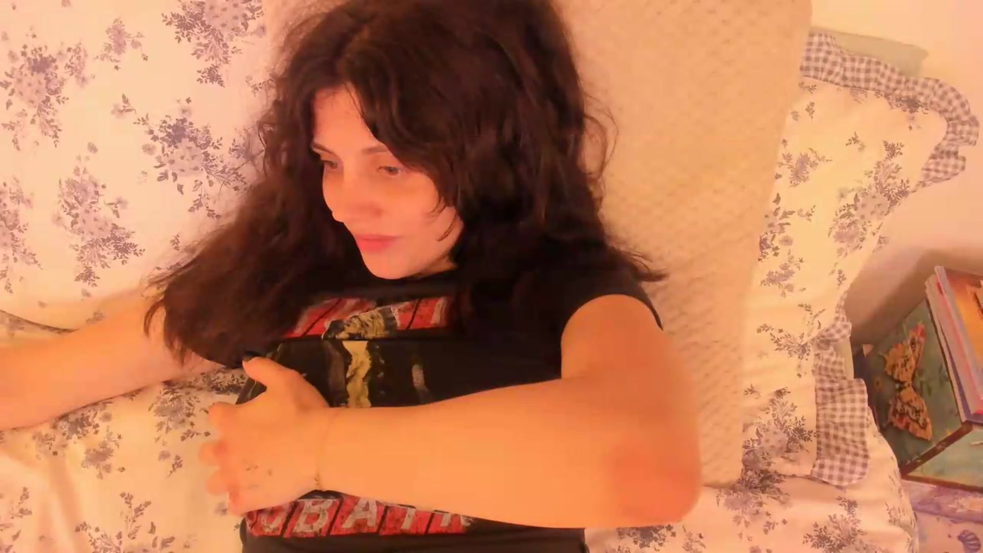 Gallery image thumbnail from Jocelynsexy's myfreecams stream on, 06/19/2026, 02:32 image 9 of 20