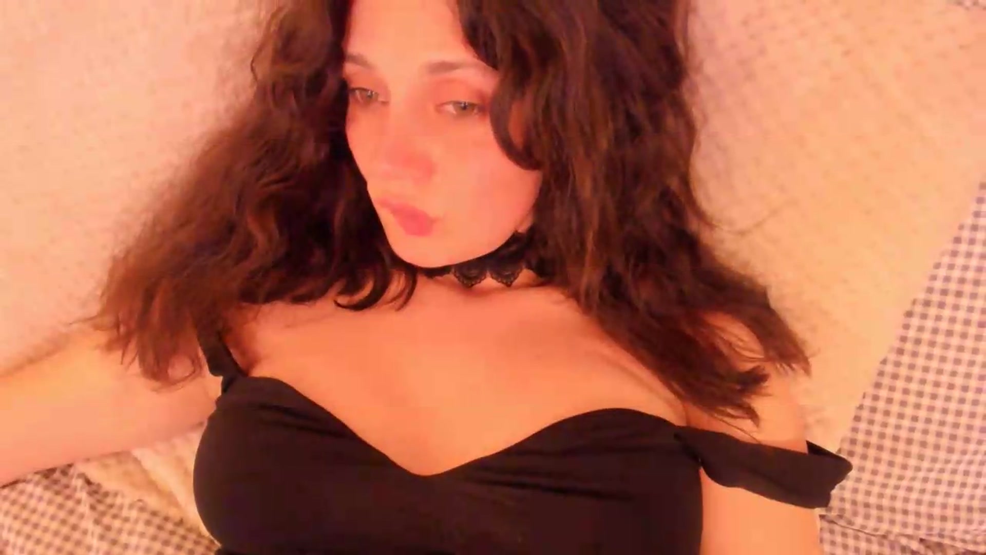 Gallery image thumbnail from Jocelynsexy's myfreecams stream on, 06/28/2026, 24:15 image 13 of 20