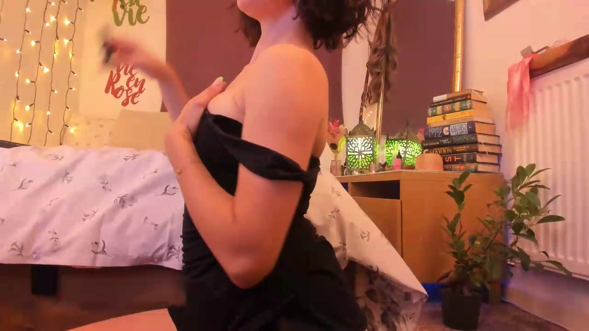 Gallery image thumbnail from Jocelynsexy's myfreecams stream on, 07/15/2026, 23:45 image 4 of 20