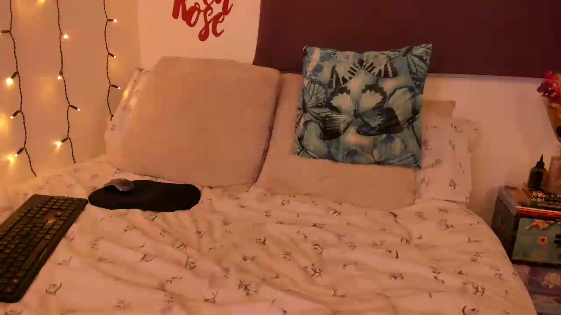 Gallery image thumbnail from Jocelynsexy's myfreecams stream on, 07/18/2026, 02:01 image 1 of 20